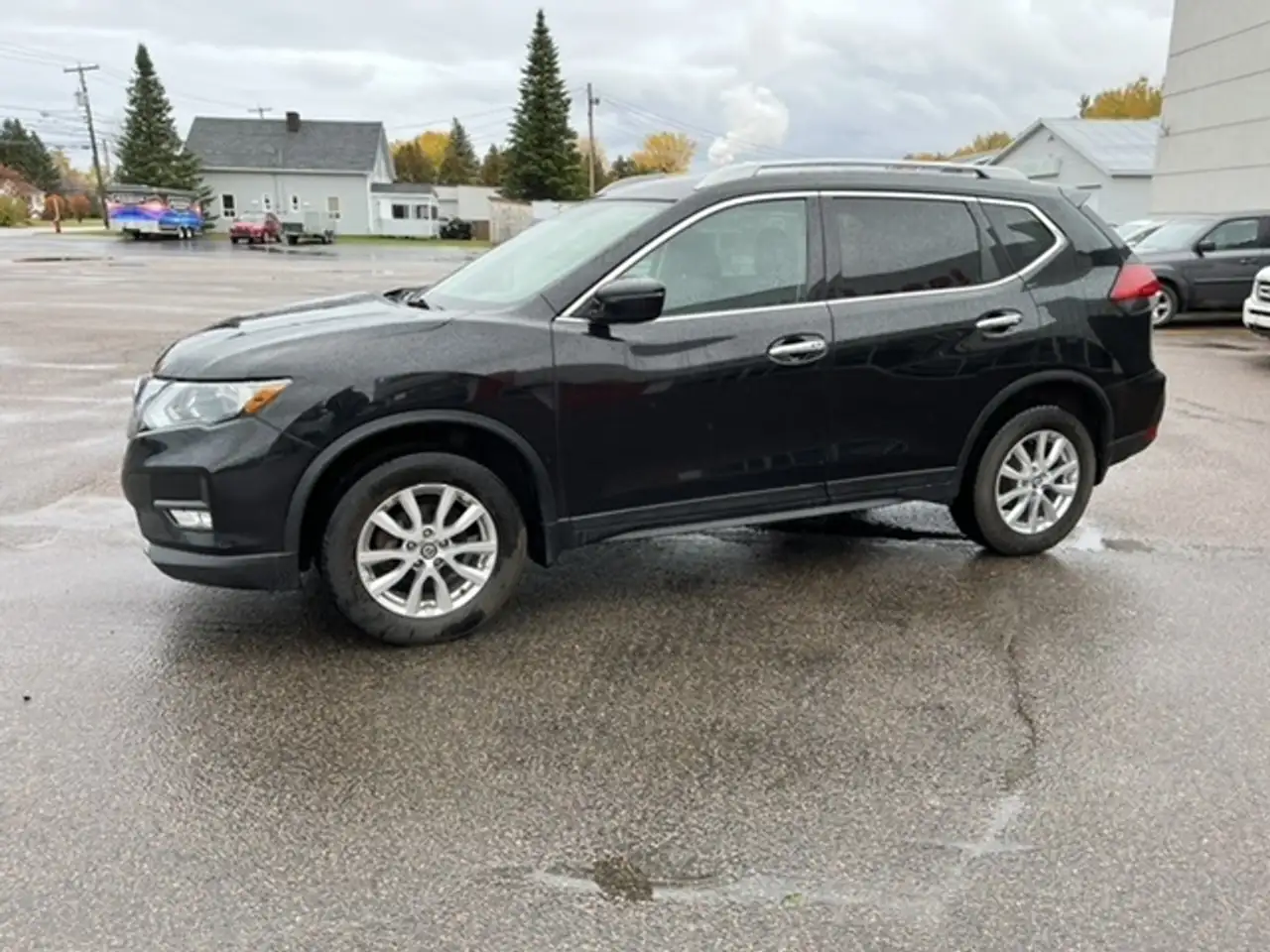 Nissan Rogue снимка Nissan Rogue