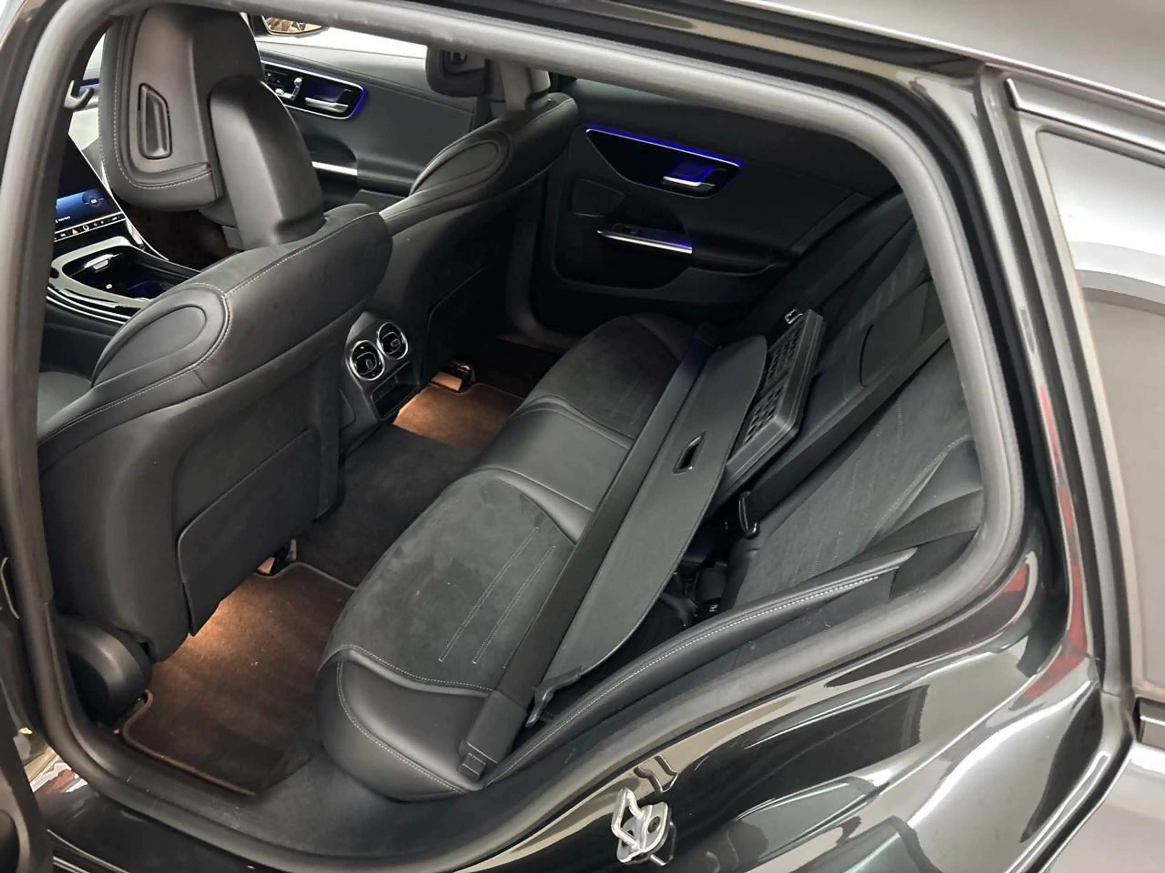 Mercedes-Benz C 220 d T AMG Line 4Matic AHK SpoSi StHz Key — photo 11