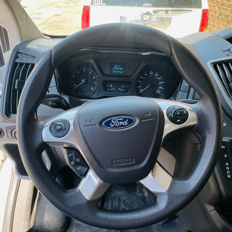 Ford Transit fotografie Ford Transit