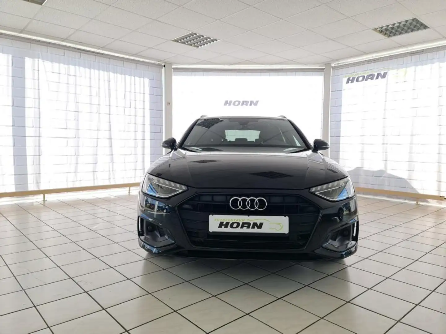 Audi A4 40 TDI advanced,unfallfrei,Kamera,Navi,Scheckheft Schwarz - 2