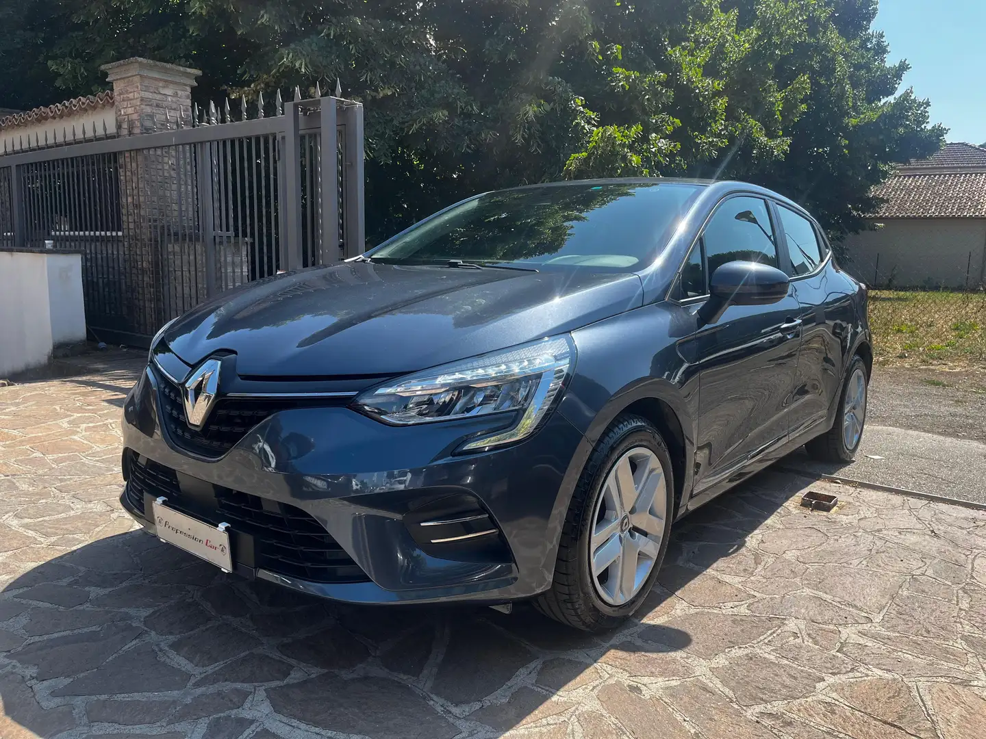 Renault Clio Clio V 2019 1.0 sce Zen 75cv Grigio - 1