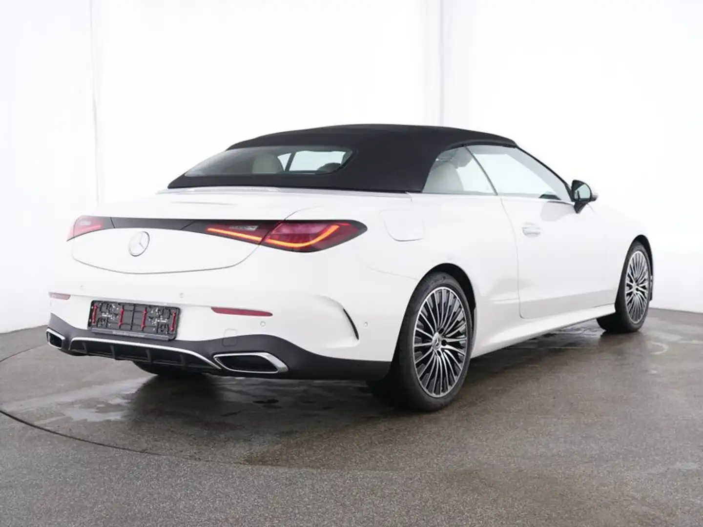 Mercedes-Benz CLE 200 CA AMG Line MEMORY 360° DIGITAL LIGHT Alb - 2