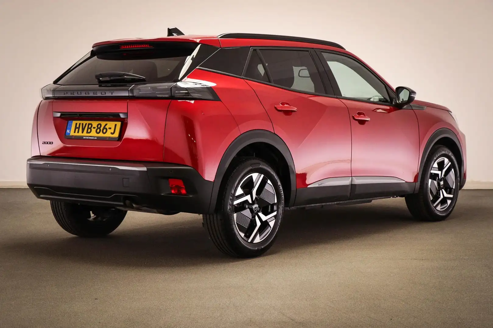 Peugeot 2008 1.2 PureTech 100 Allure | NAVI PACK | LED HALF LED Rouge - 2