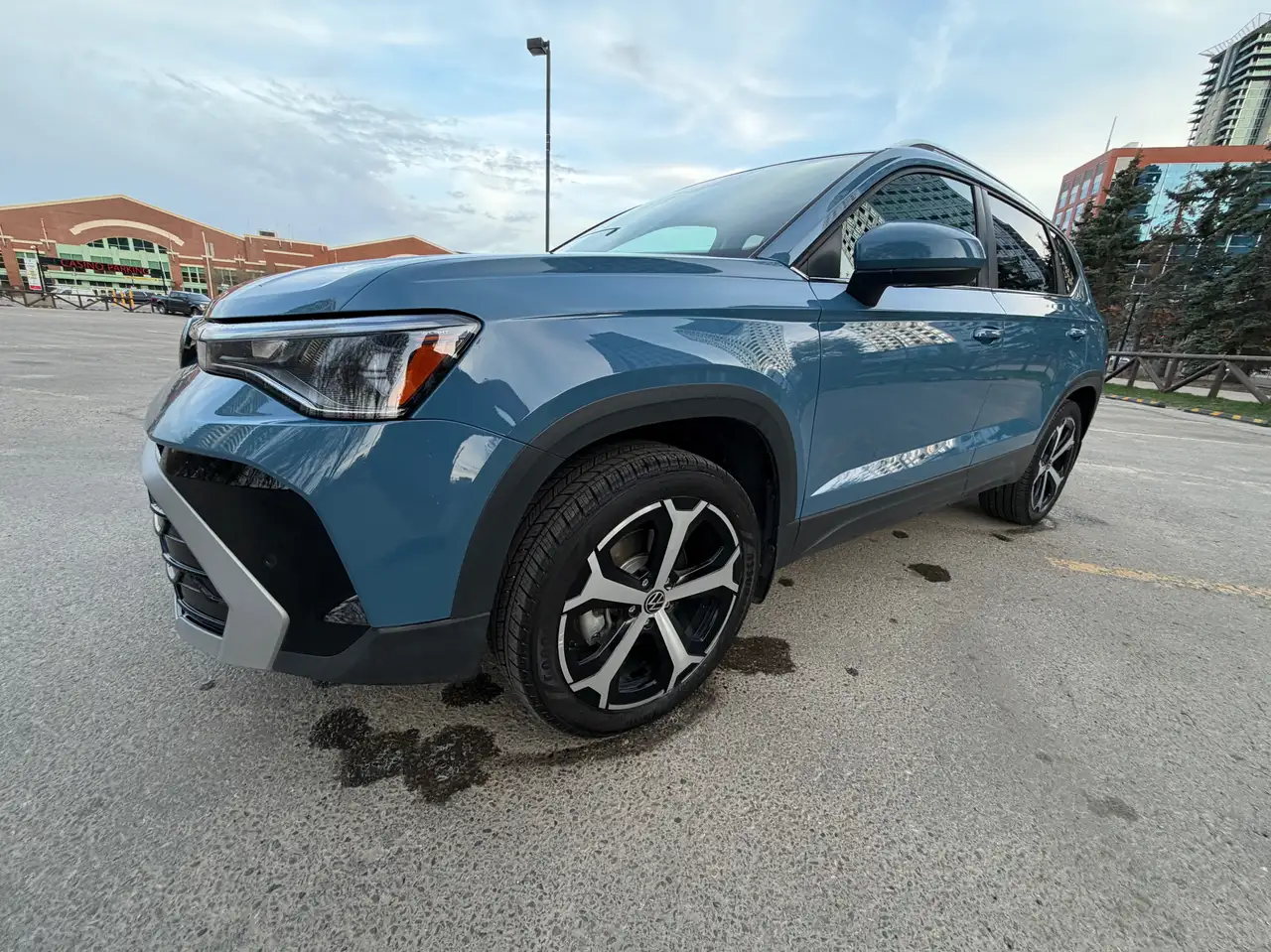 2025 Volkswagen Taos