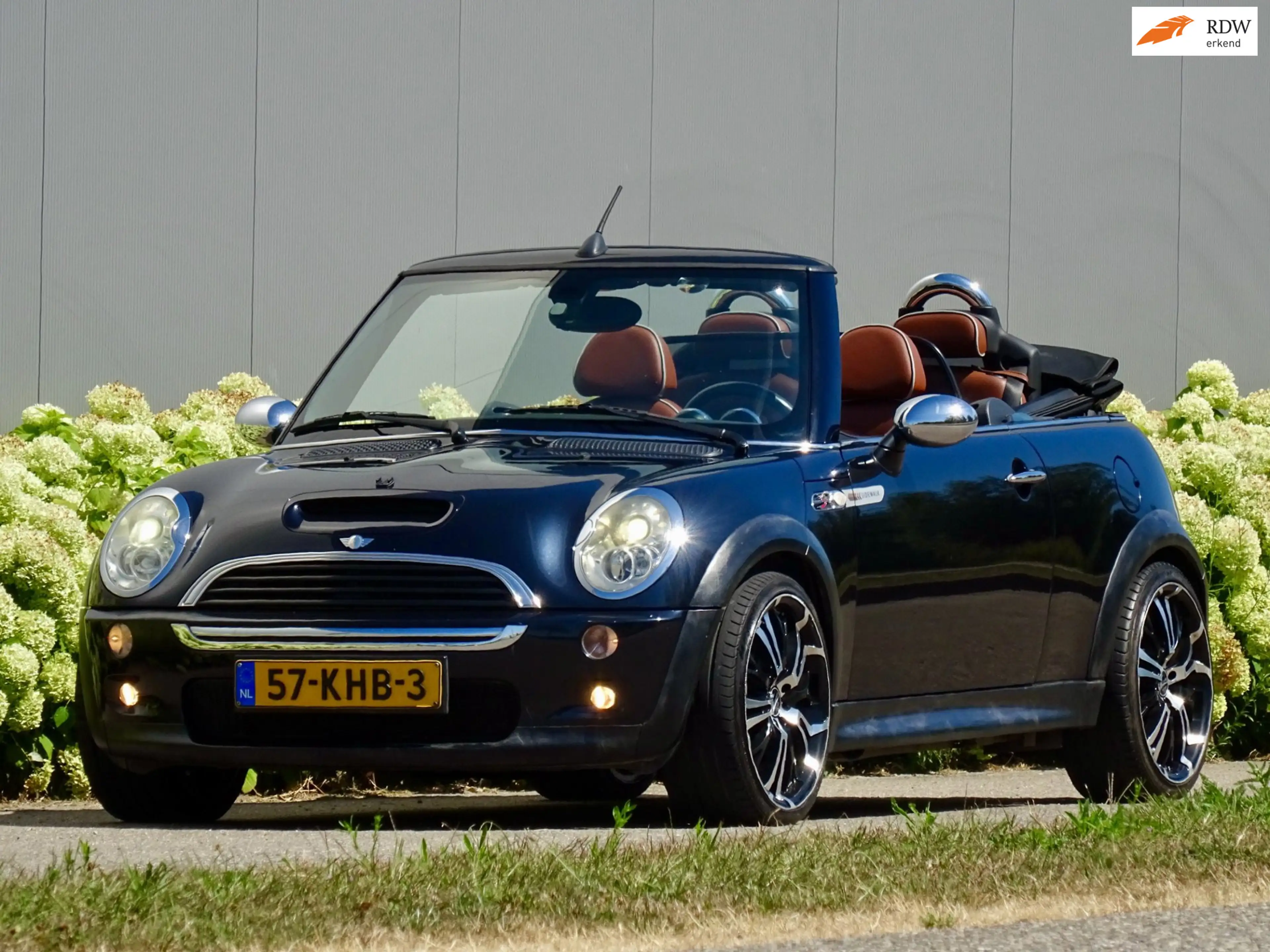 MINI Cooper S Cabrio 1.6 Sidewalk | Leer | Navi | UNIEK |