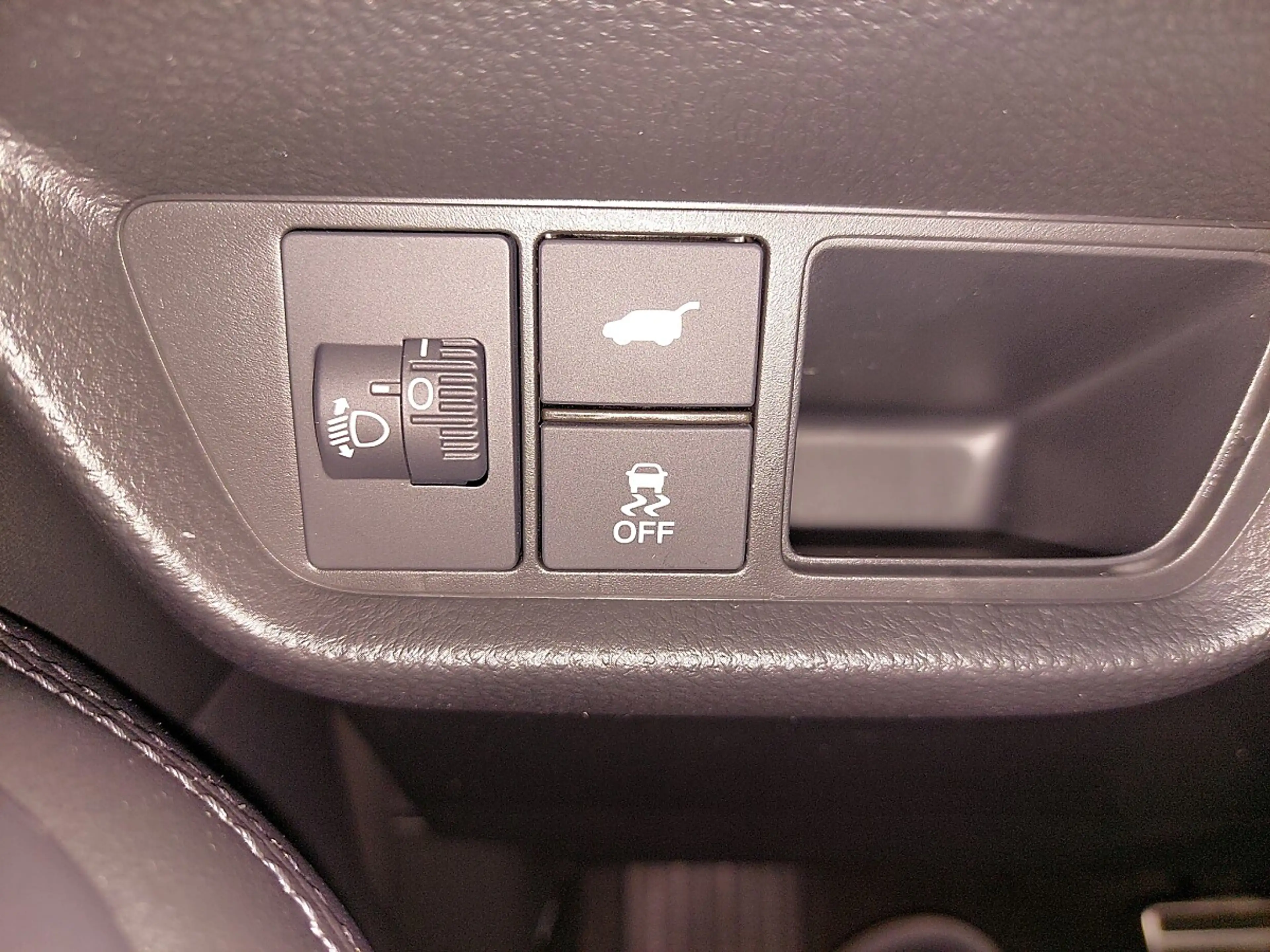 Honda ZR-V 2,0 i-MMD Hybrid Sport Aut. — photo 11