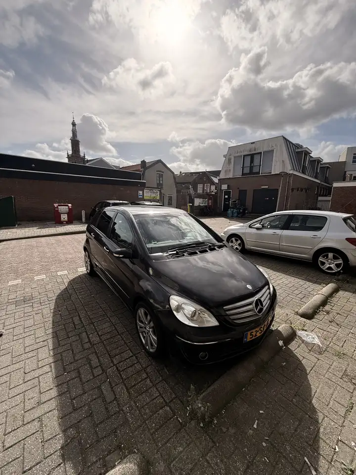Mercedes-Benz B 150