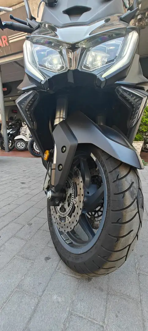 Kymco AK 550 Nero - 2