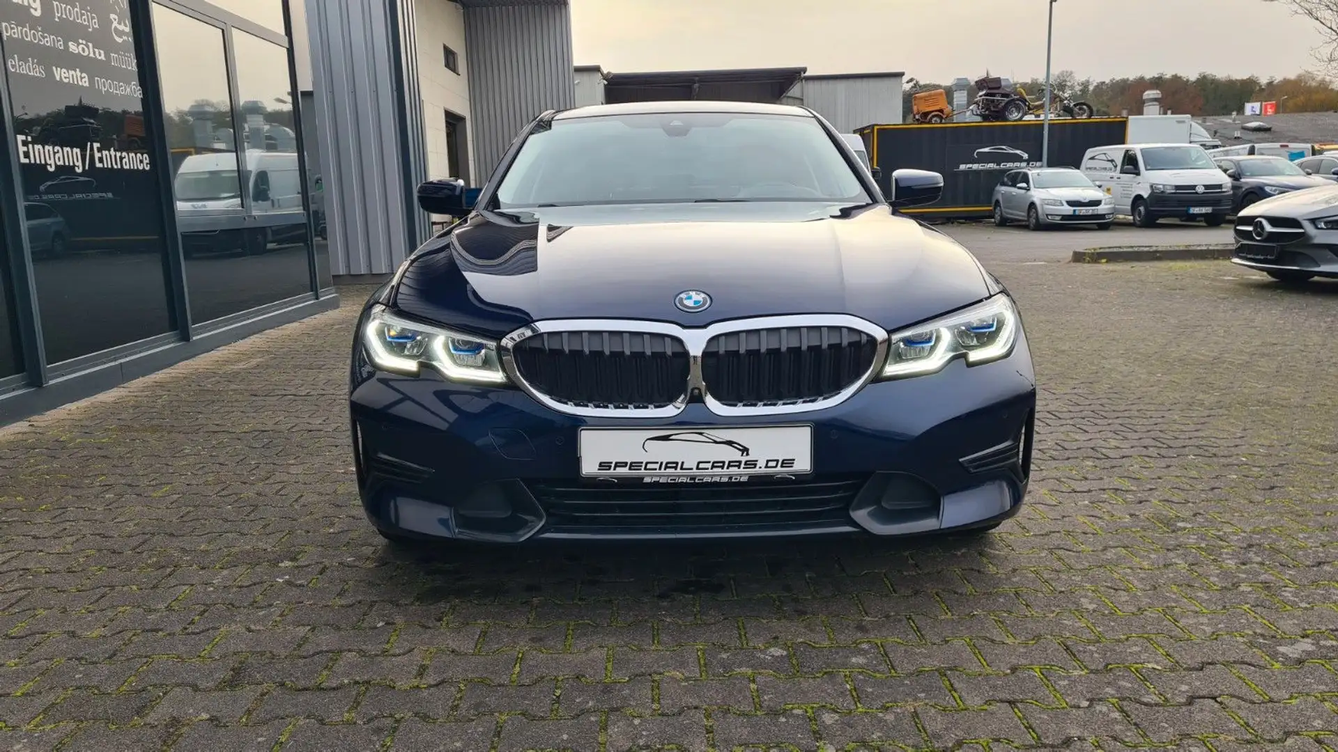 BMW 330 e Sport Line - HUD - LASER - 360° - SHADOW Bleu - 2