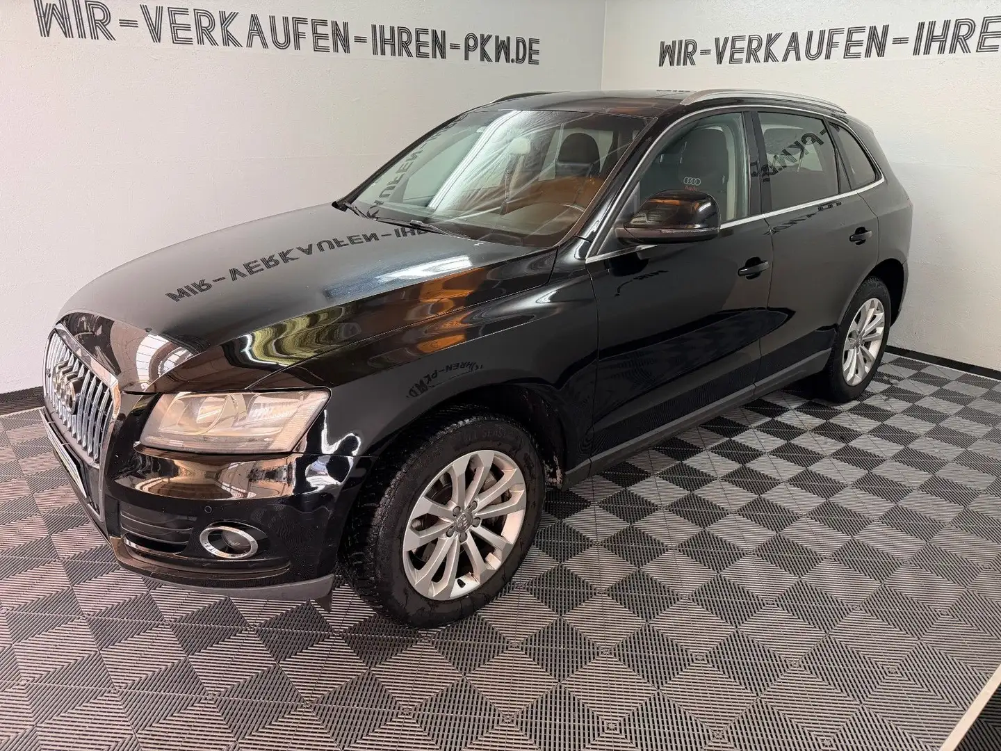Audi Q5 3.0 TDI 180 kW quattro TÜV & Service NEU Allw Schwarz - 1