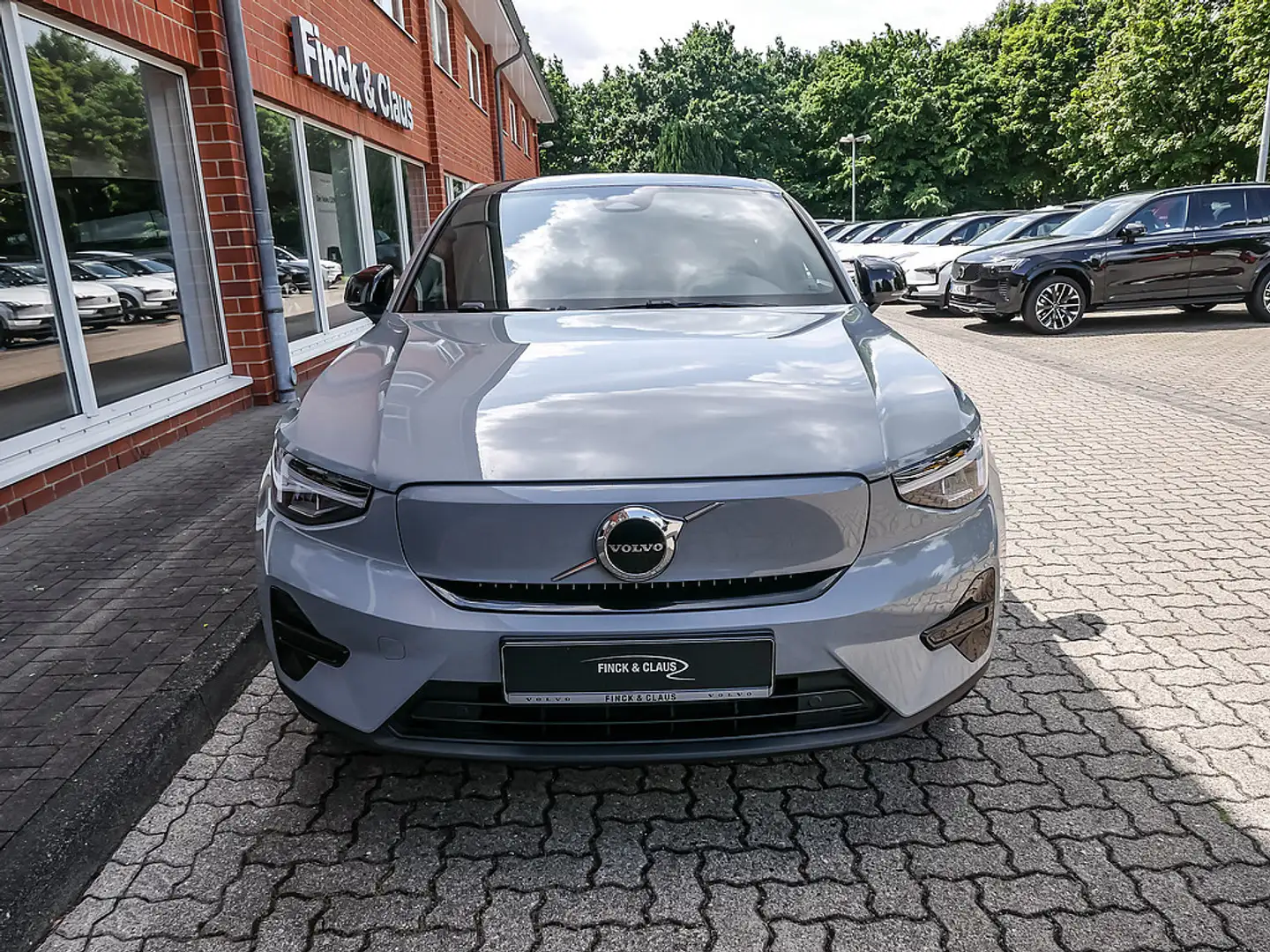 Volvo C40 Single Motor Extended Range Plus Grau - 2