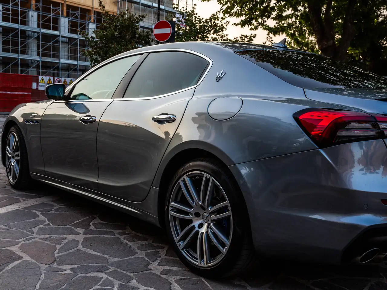 Maserati Ghibli 2021