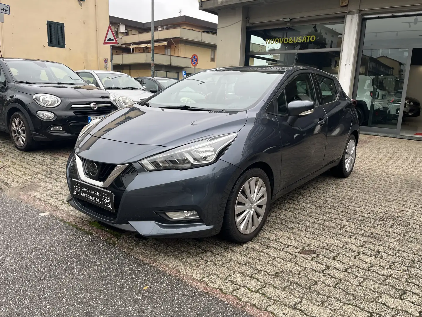Nissan Micra Micra V 2017 1.0 Acenta 100cv Gris - 1