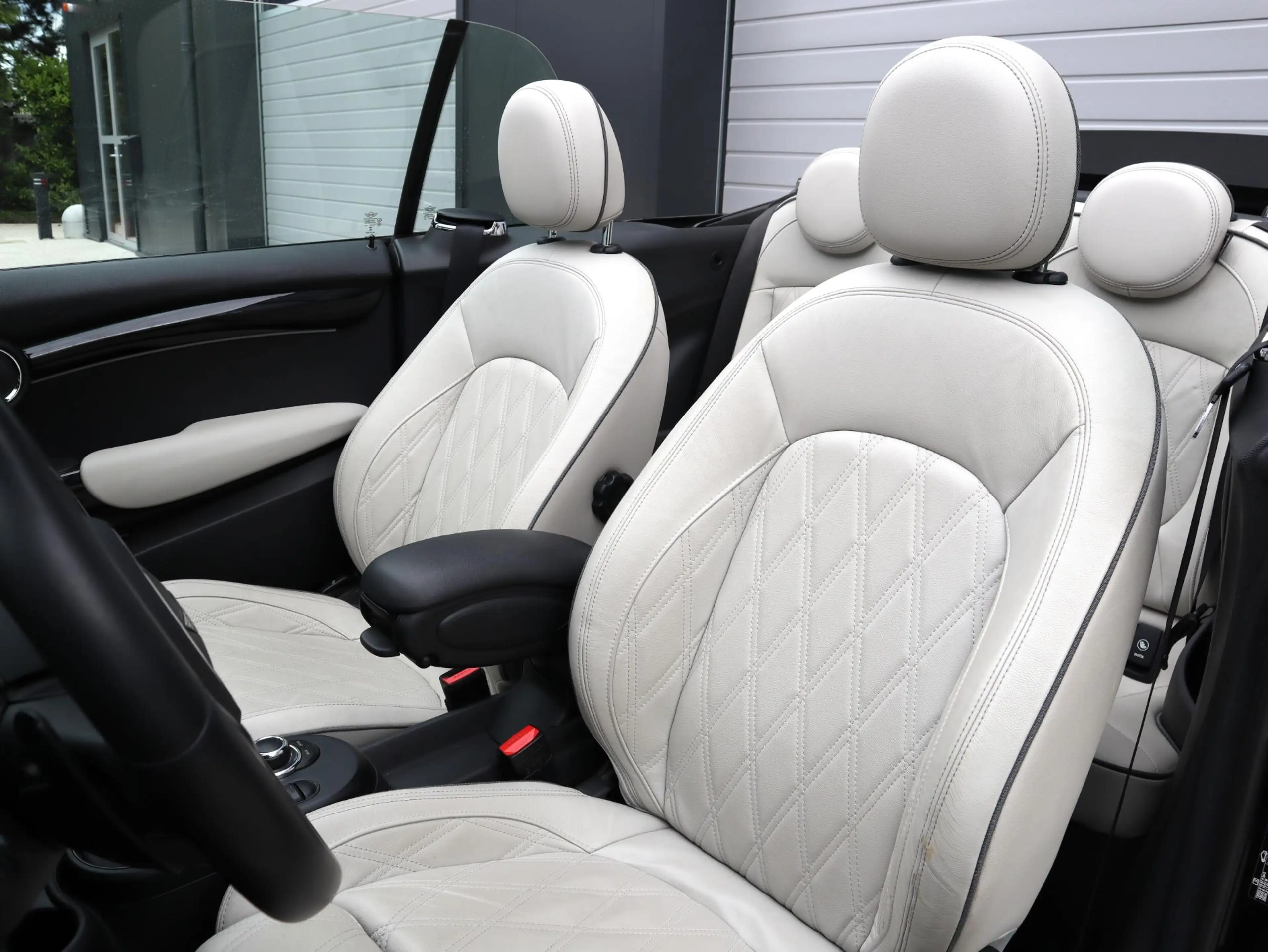 MINI Cooper S Cabrio | H/K | 17inch | Active Cruise | Leer! — photo 9