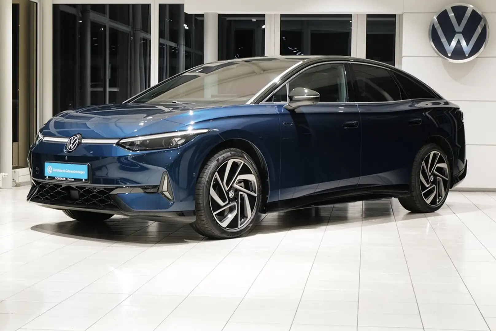 Volkswagen ID.7 GTX Wärmepumpe AHK Pano HKardon Keyless Modrá - 2