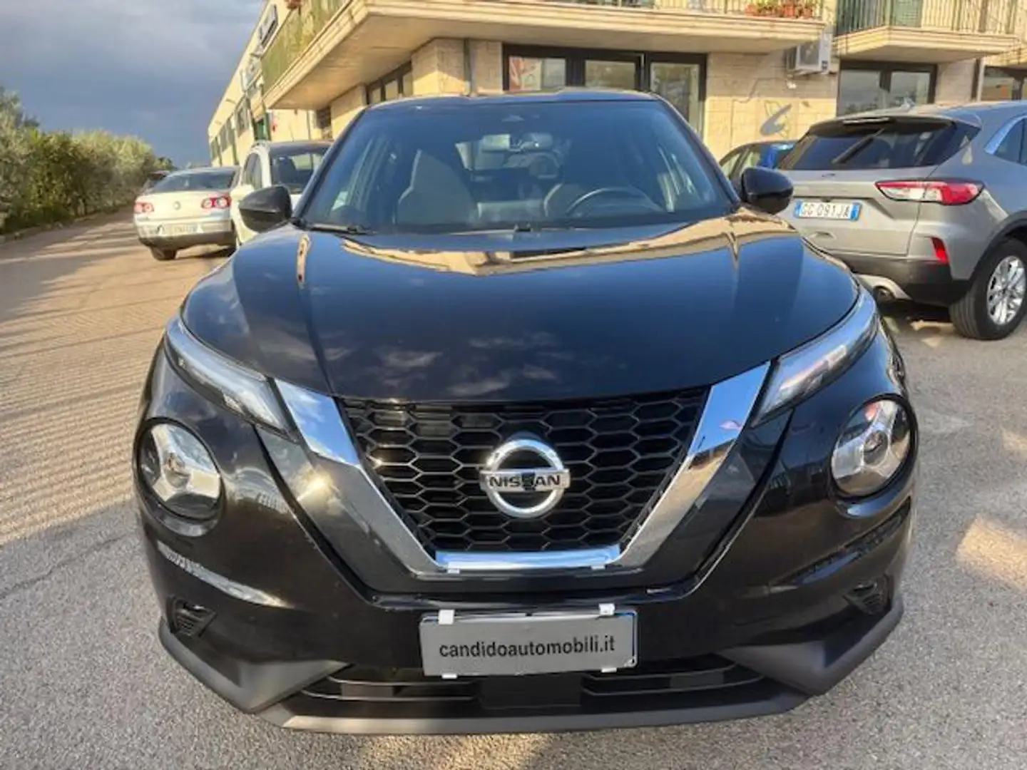 Nissan Juke 1.0 DIG-T 114 CV N-Connecta Noir - 2