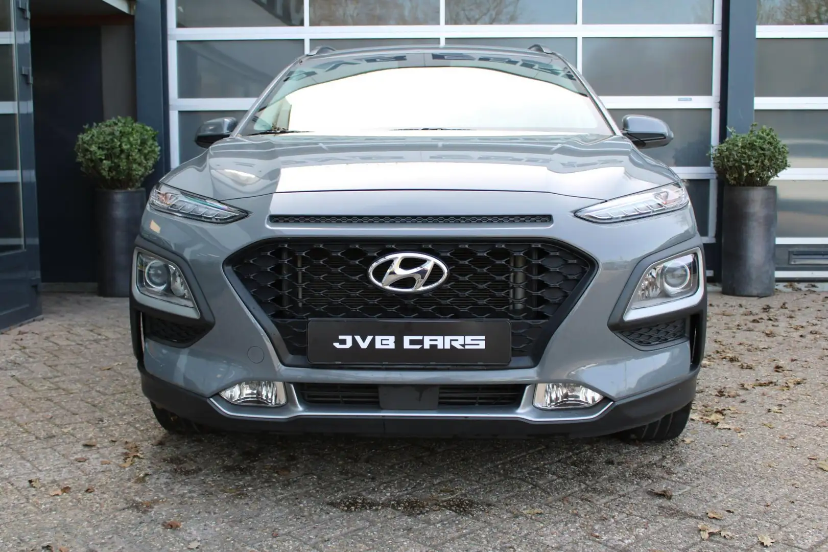 Hyundai KONA 1.0 T-GDI i-Drive Grau - 2