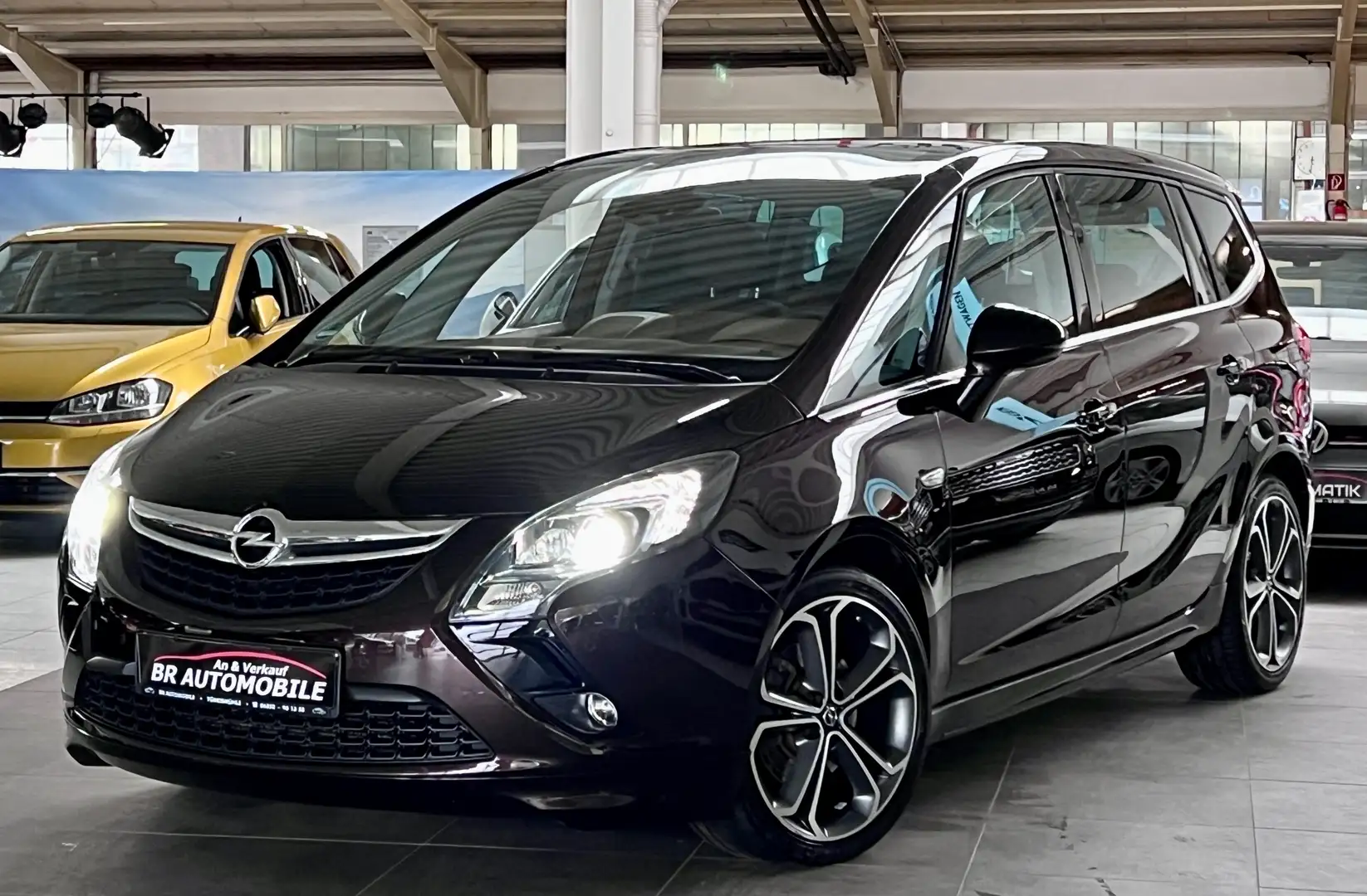 Opel Zafira Innovation*OPC-Line*7-Sitze*Panorama*AHK*Leder* Hnědá - 2