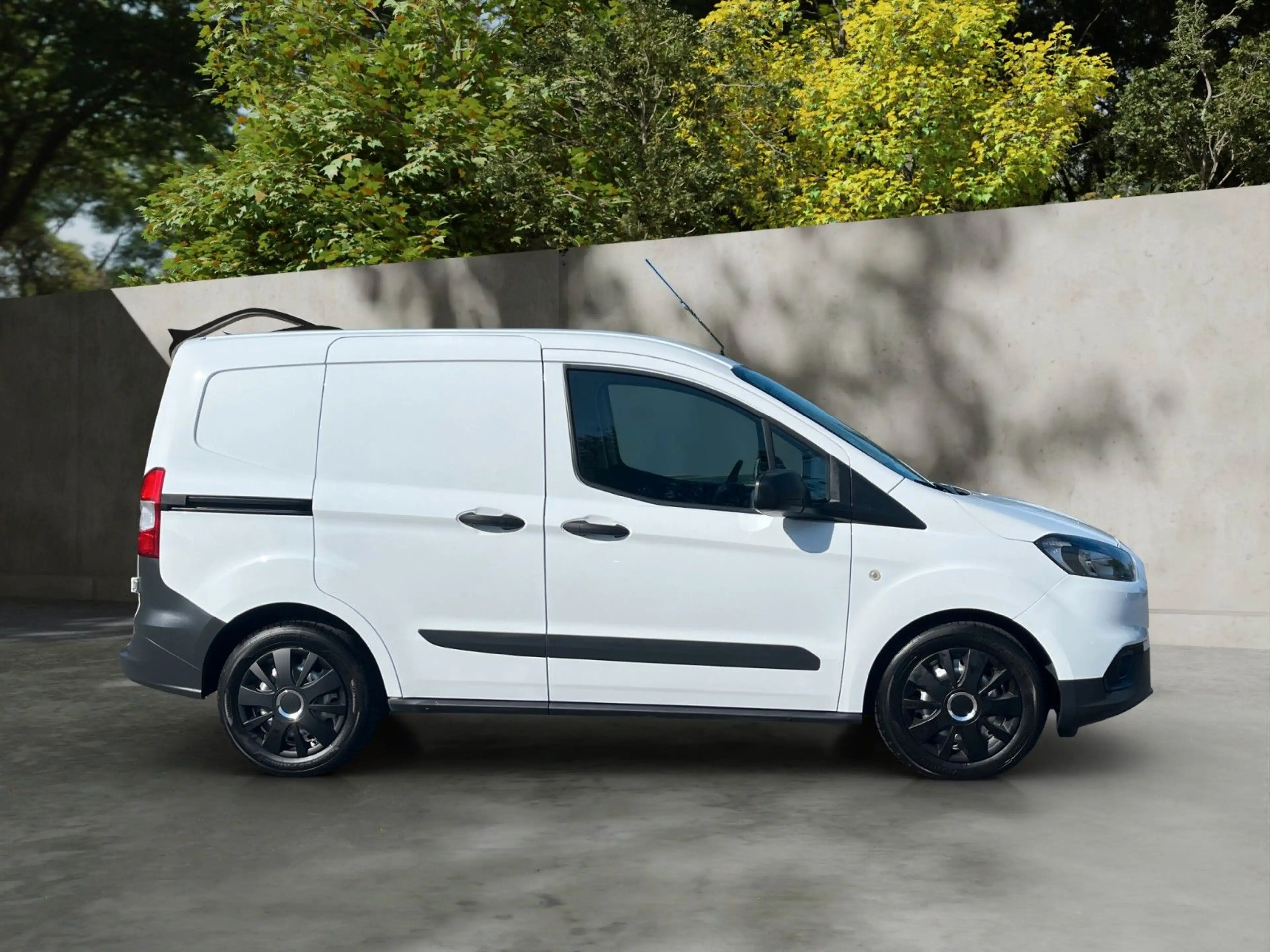 Ford Transit Courier Kasten/1.Hand/Nur 10tkm — photo 5