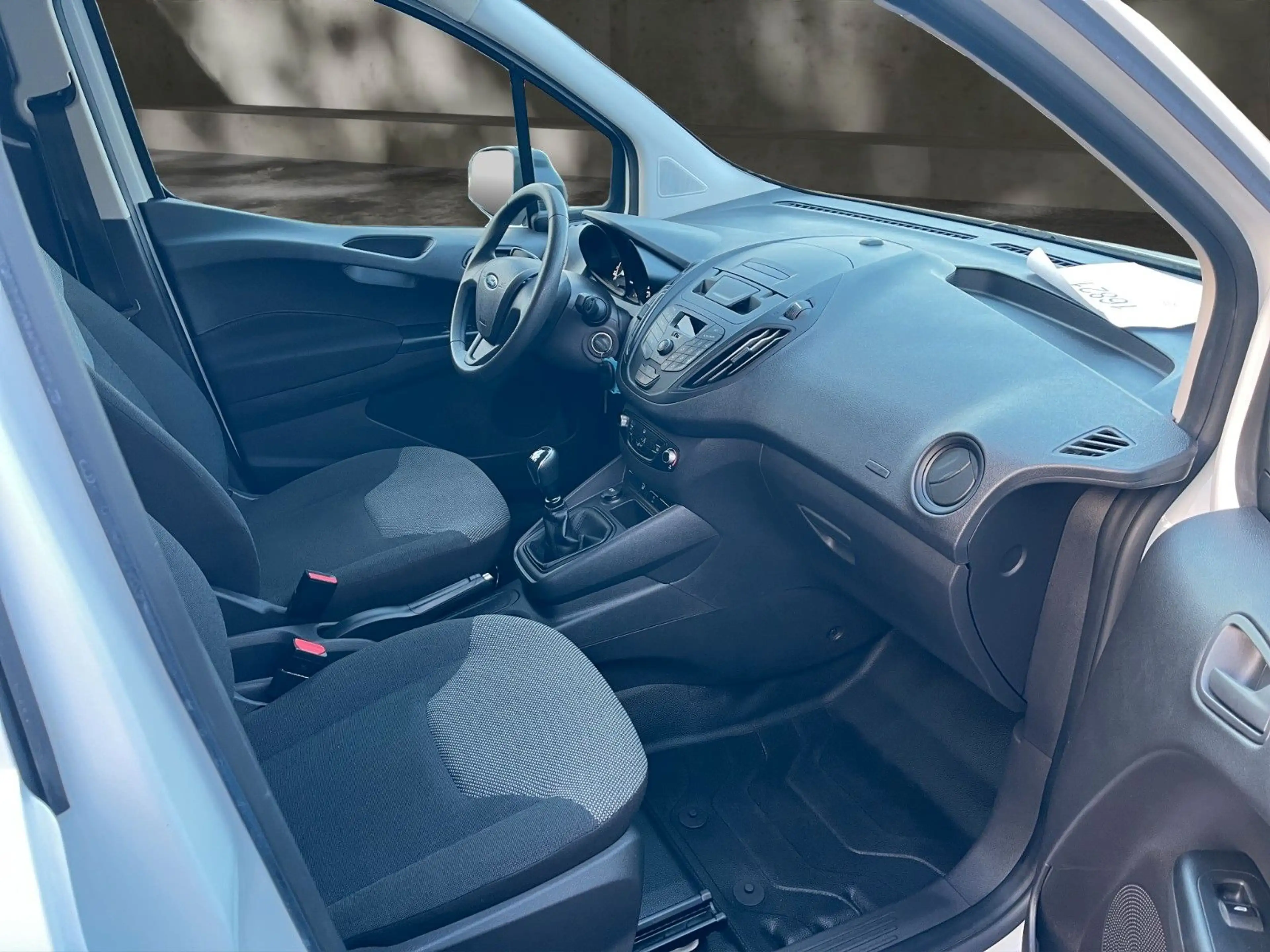 Ford Transit Courier Kasten/1.Hand/Nur 10tkm — photo 10