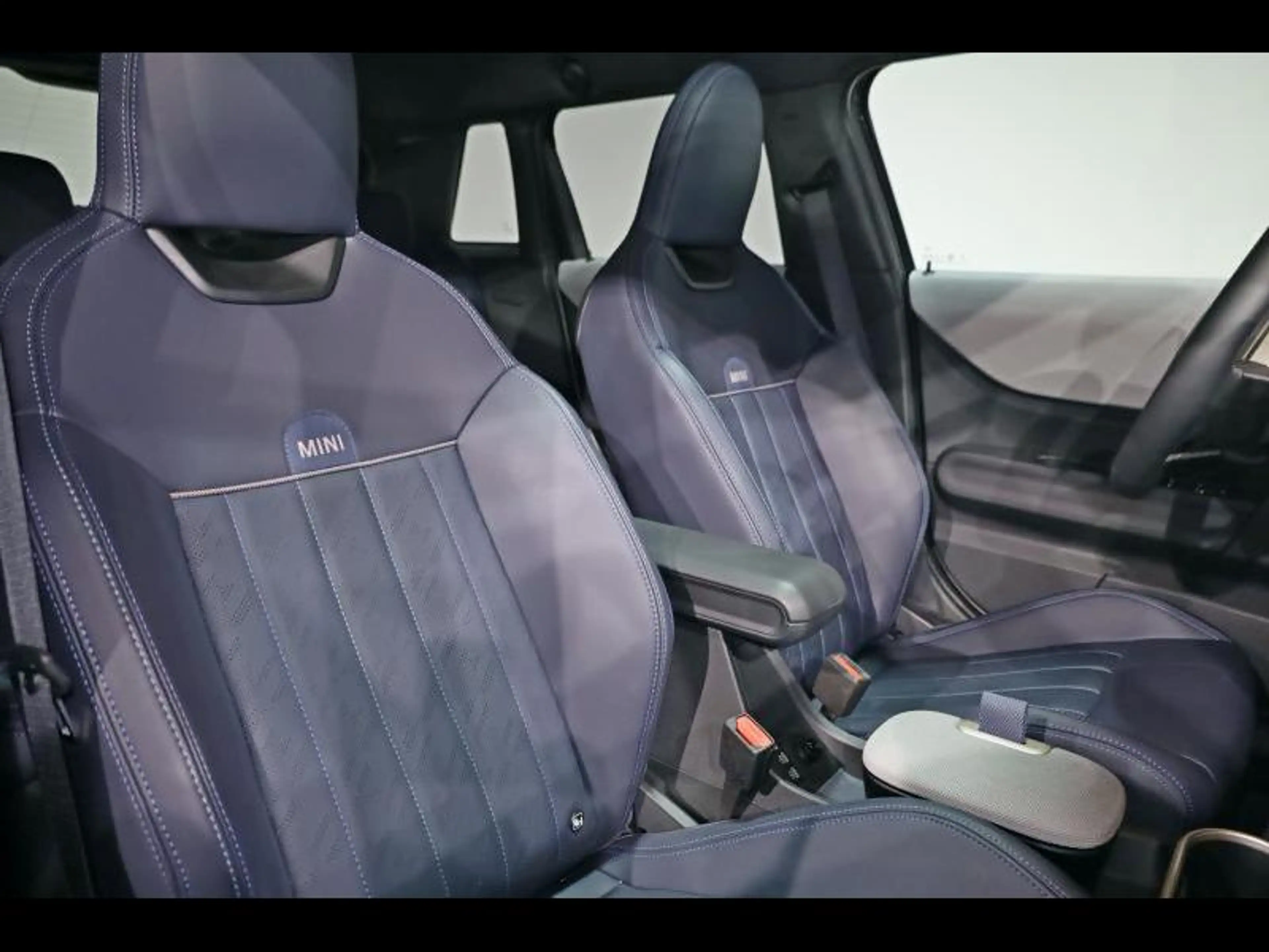 MINI Cooper S 5 PORTES — photo 11