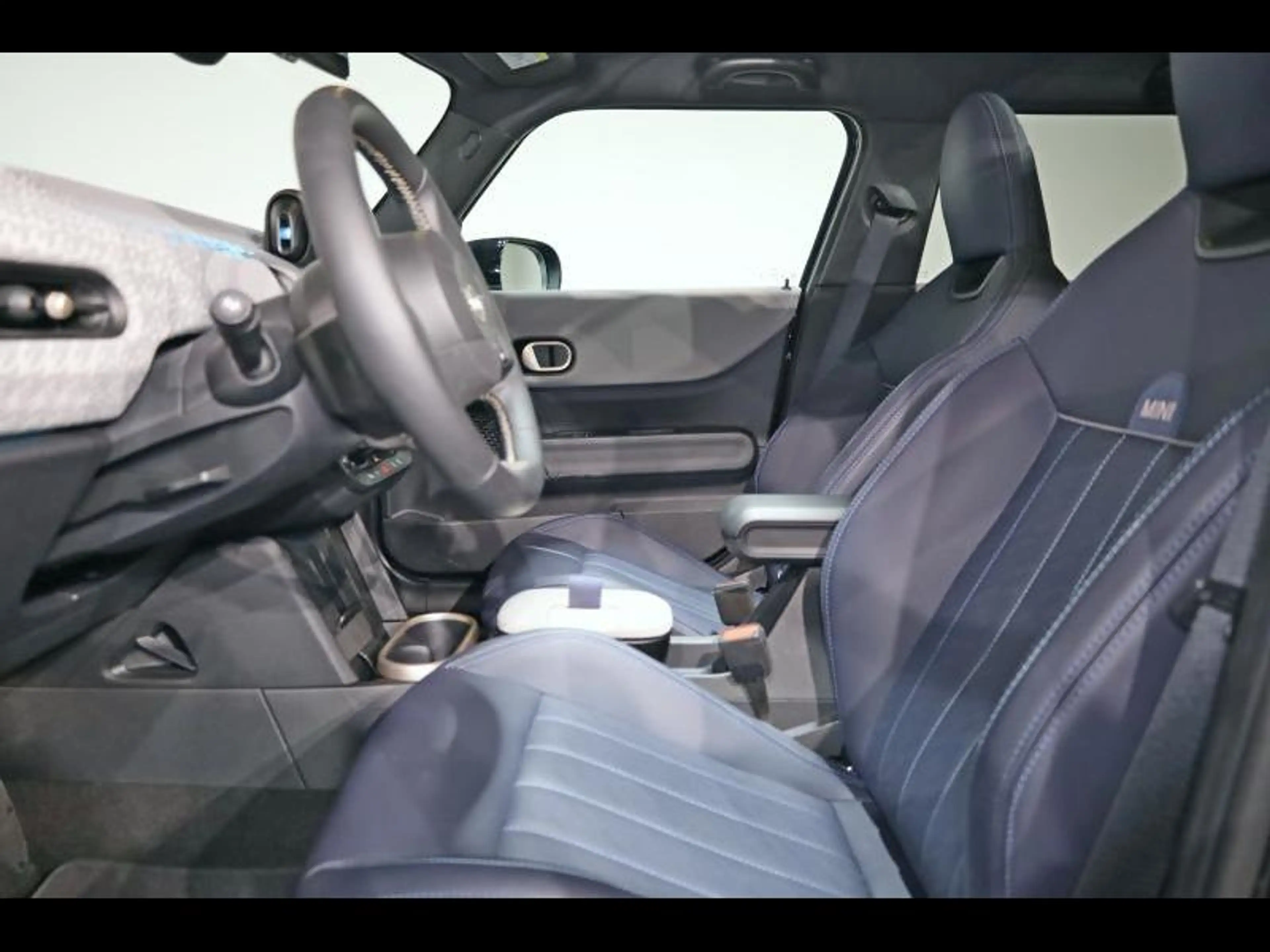 MINI Cooper S 5 PORTES — photo 9