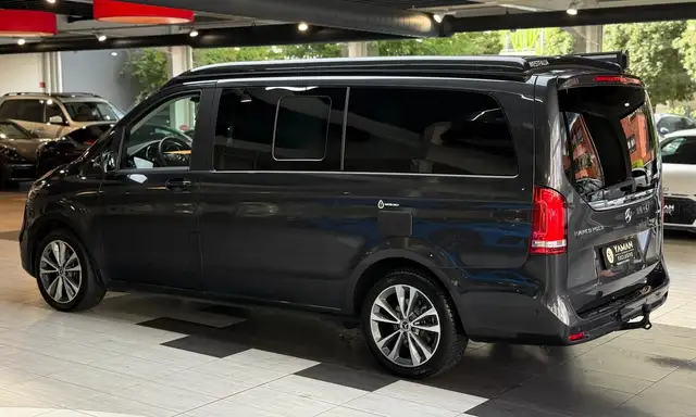 Mercedes-Benz V-Class view 11