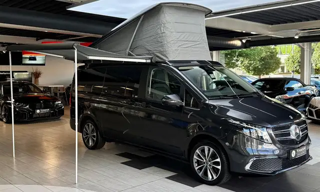 Mercedes-Benz V-Class view 8