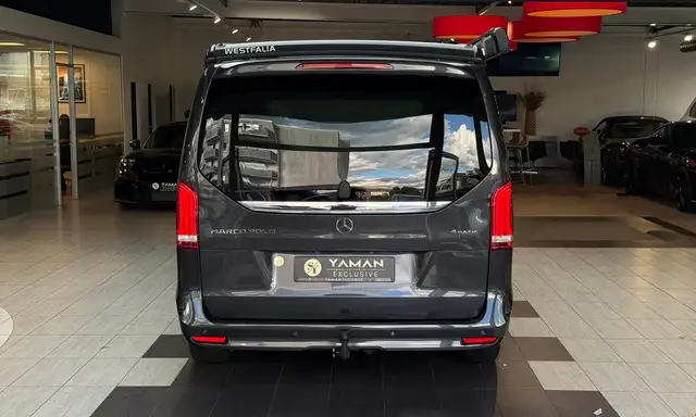 Mercedes-Benz V-Class view 10
