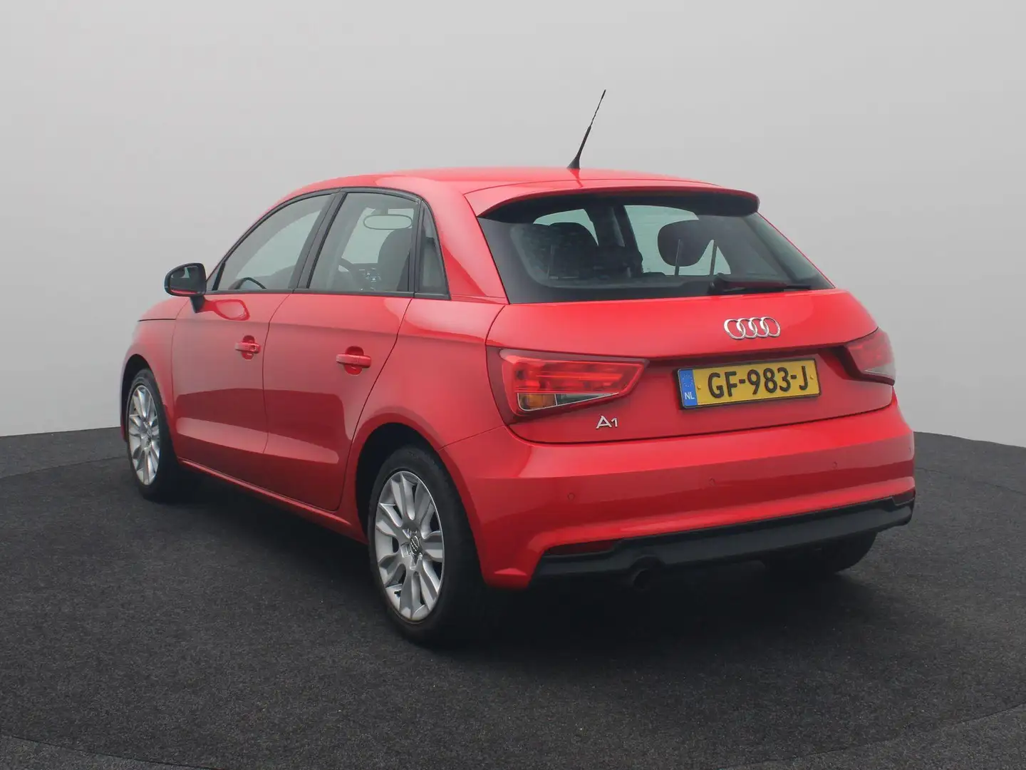 Audi A1 Sportback 1.0 TFSI Pro Line | Airco | Cruise Contr Rood - 2