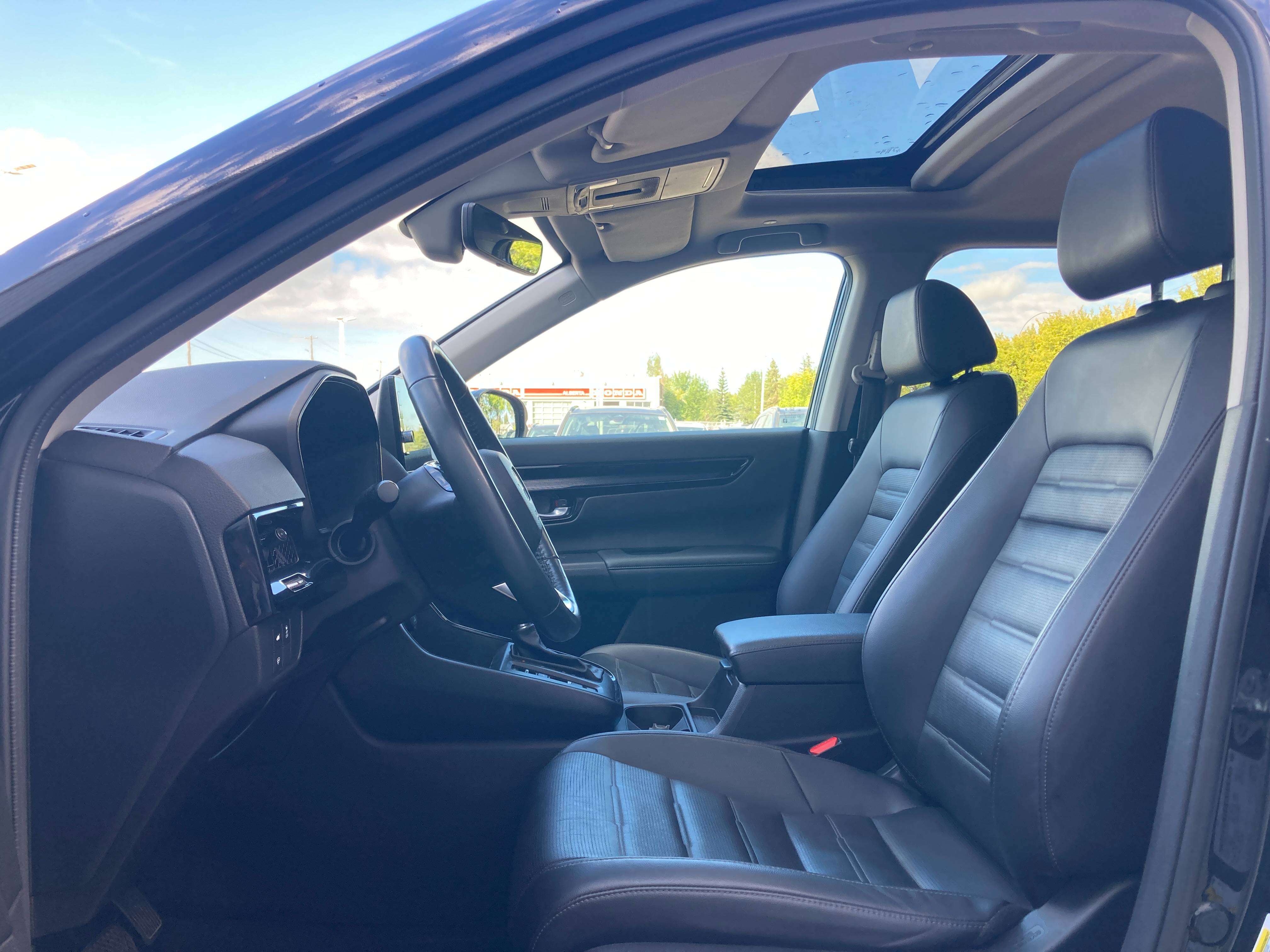 used 2023 Honda CR-V car, priced at $36,900