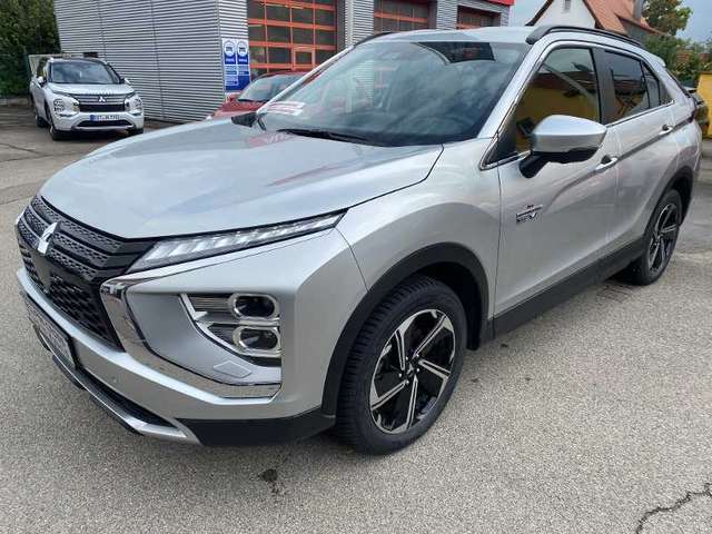 Imagine Mitsubishi Eclipse Cross PHEV PLUS Intro Edition-Paket
