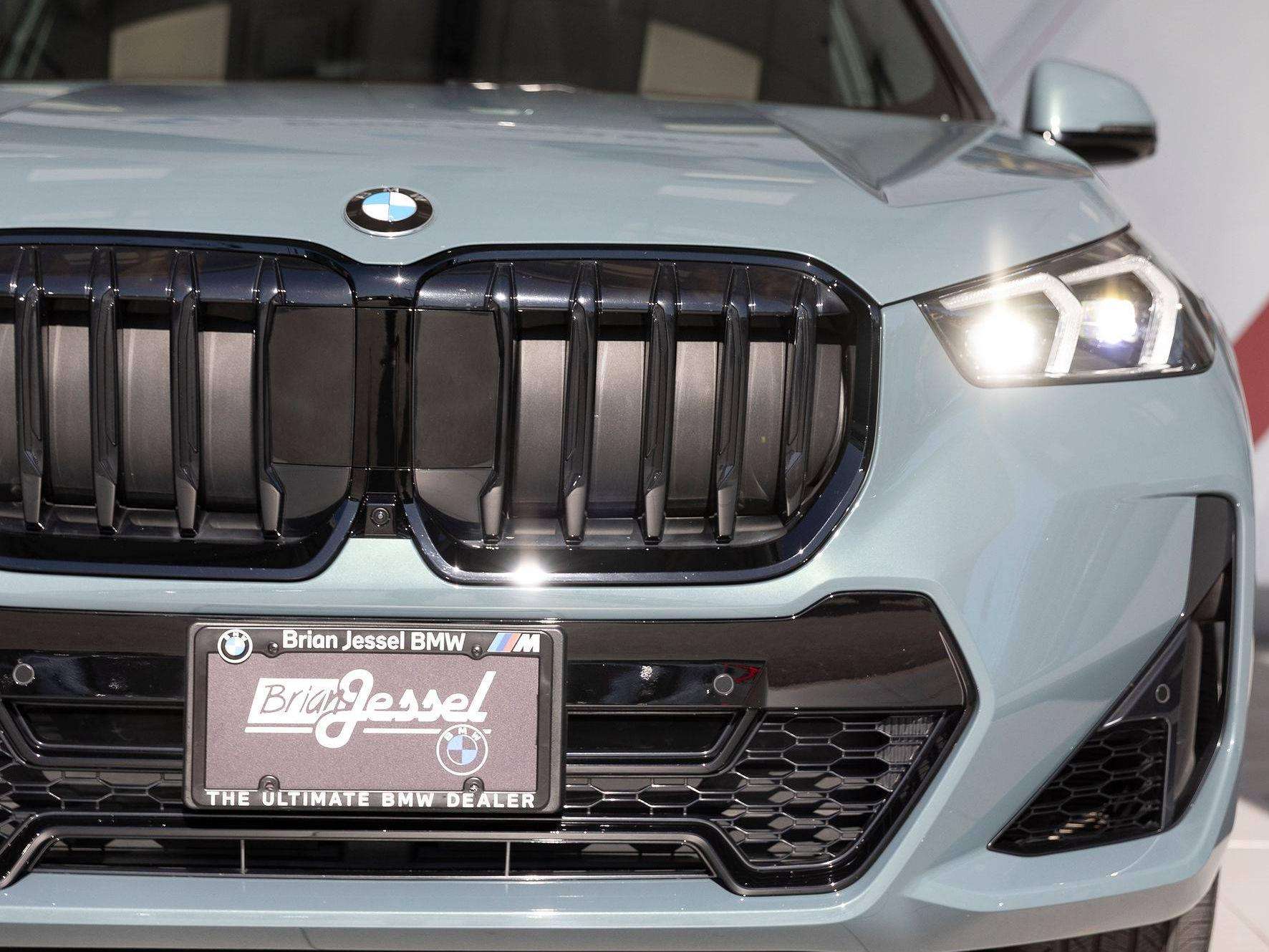 2023 BMW X1