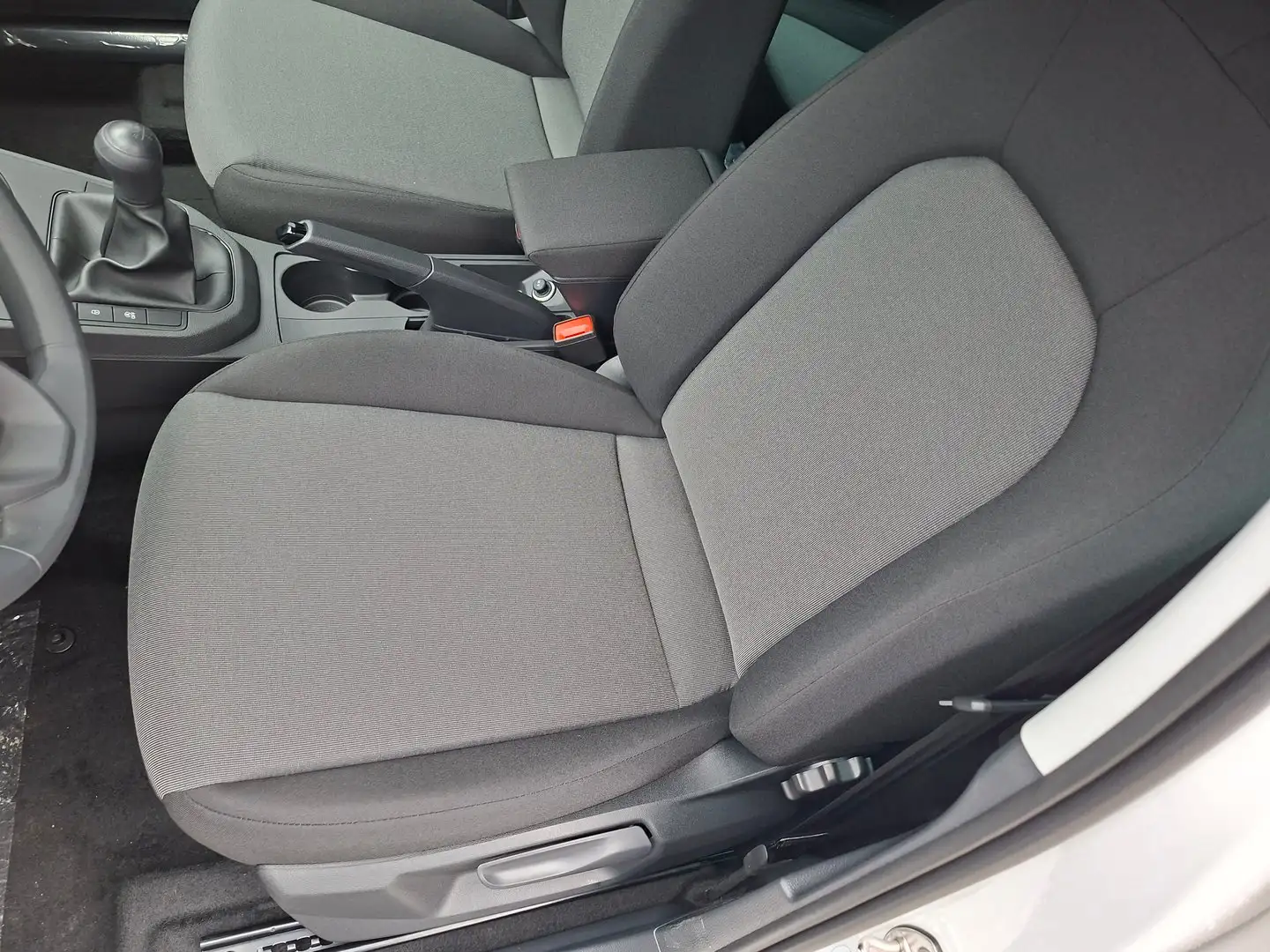 SEAT Ibiza Reference Edition 1.0 80PS Weiß - 2