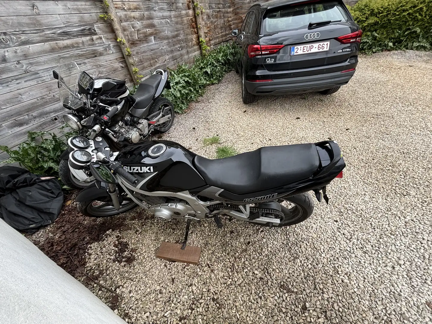 Suzuki GS 500 Negro - 1