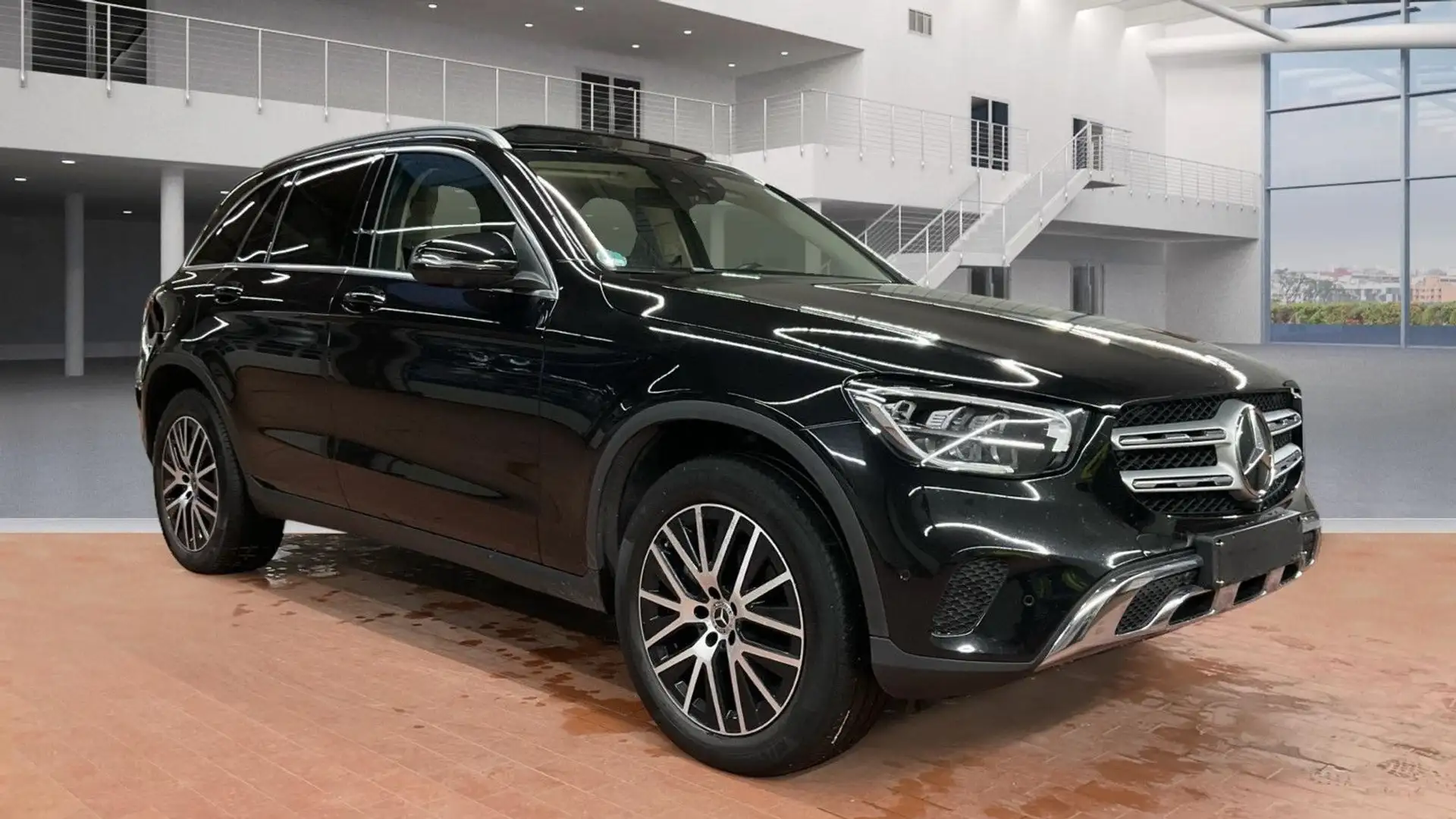 Mercedes-Benz GLC 300 de Memory*HUD*Pano*360*AHK*Virtual*19 Noir - 2