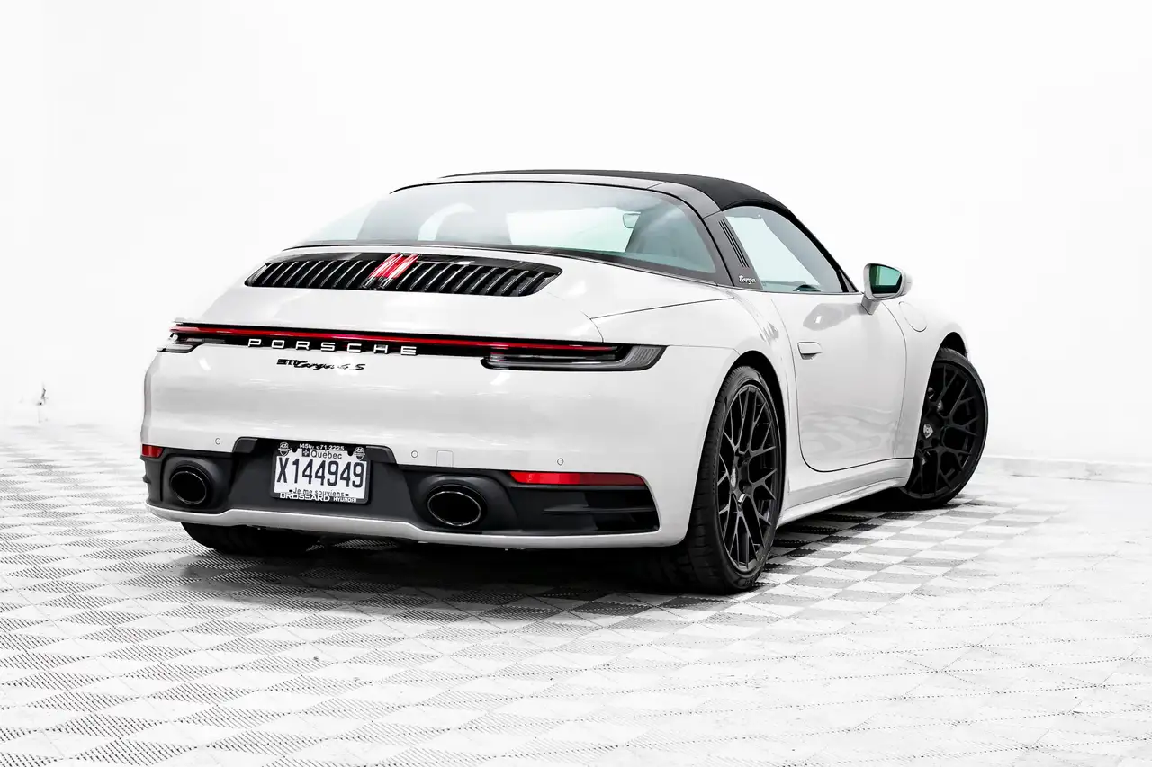 Porsche 911 снимка Porsche 911