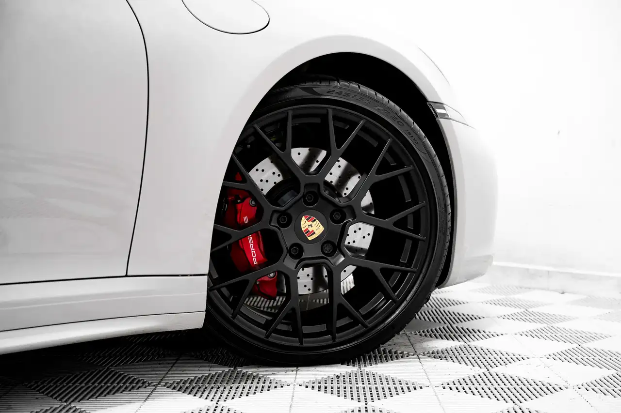 Porsche 911 снимка Porsche 911