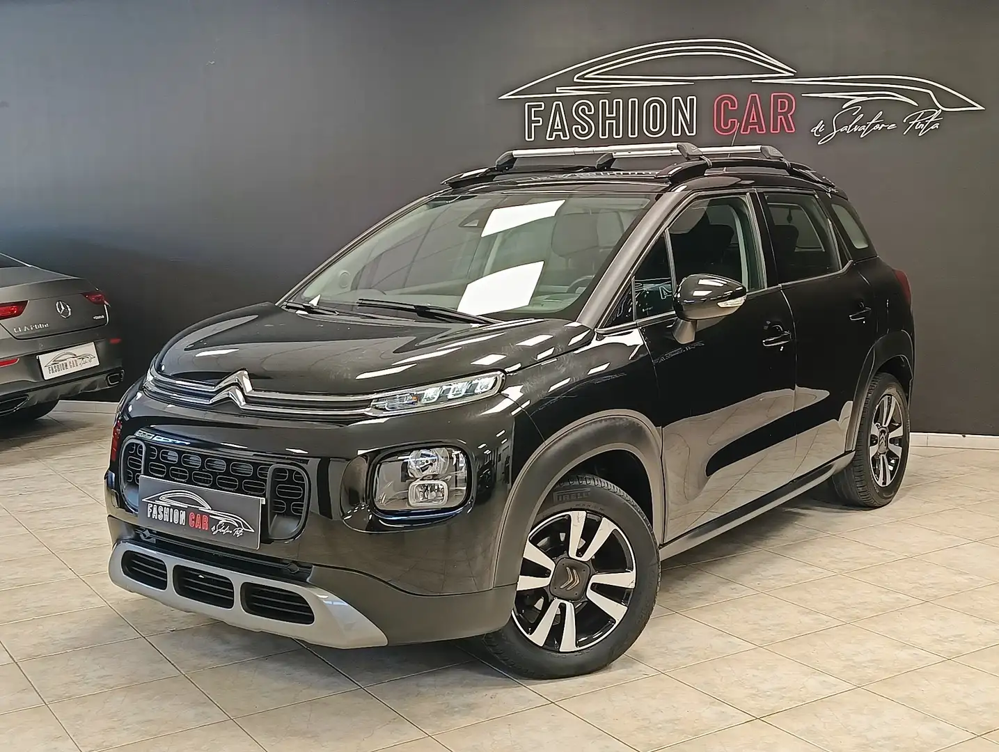 Citroen C3 C3 Aircross 1.6 bluehdi Shine 100cv Negro - 1