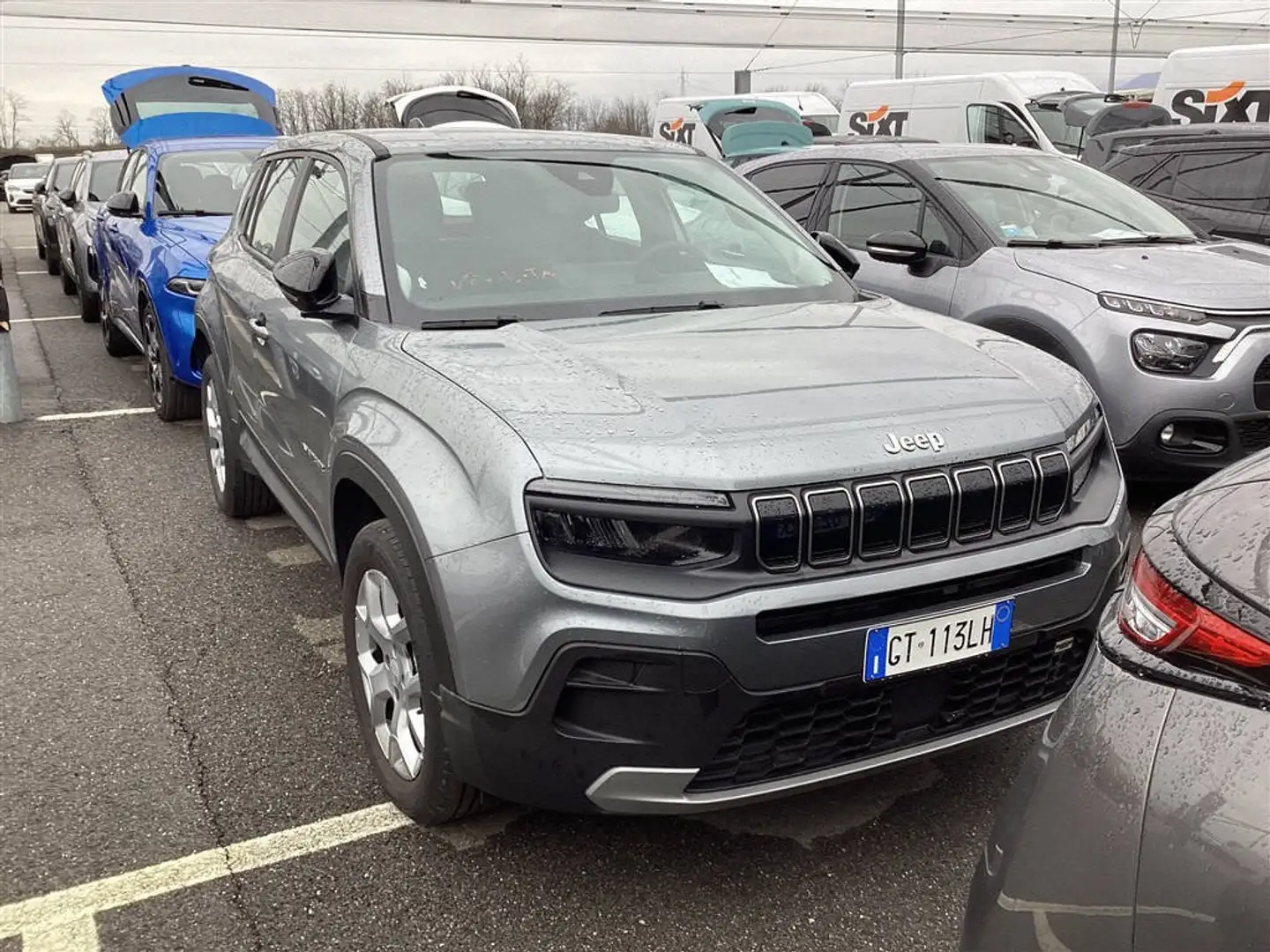 Jeep Avenger 1.2 Turbo Altitude Grau - 2