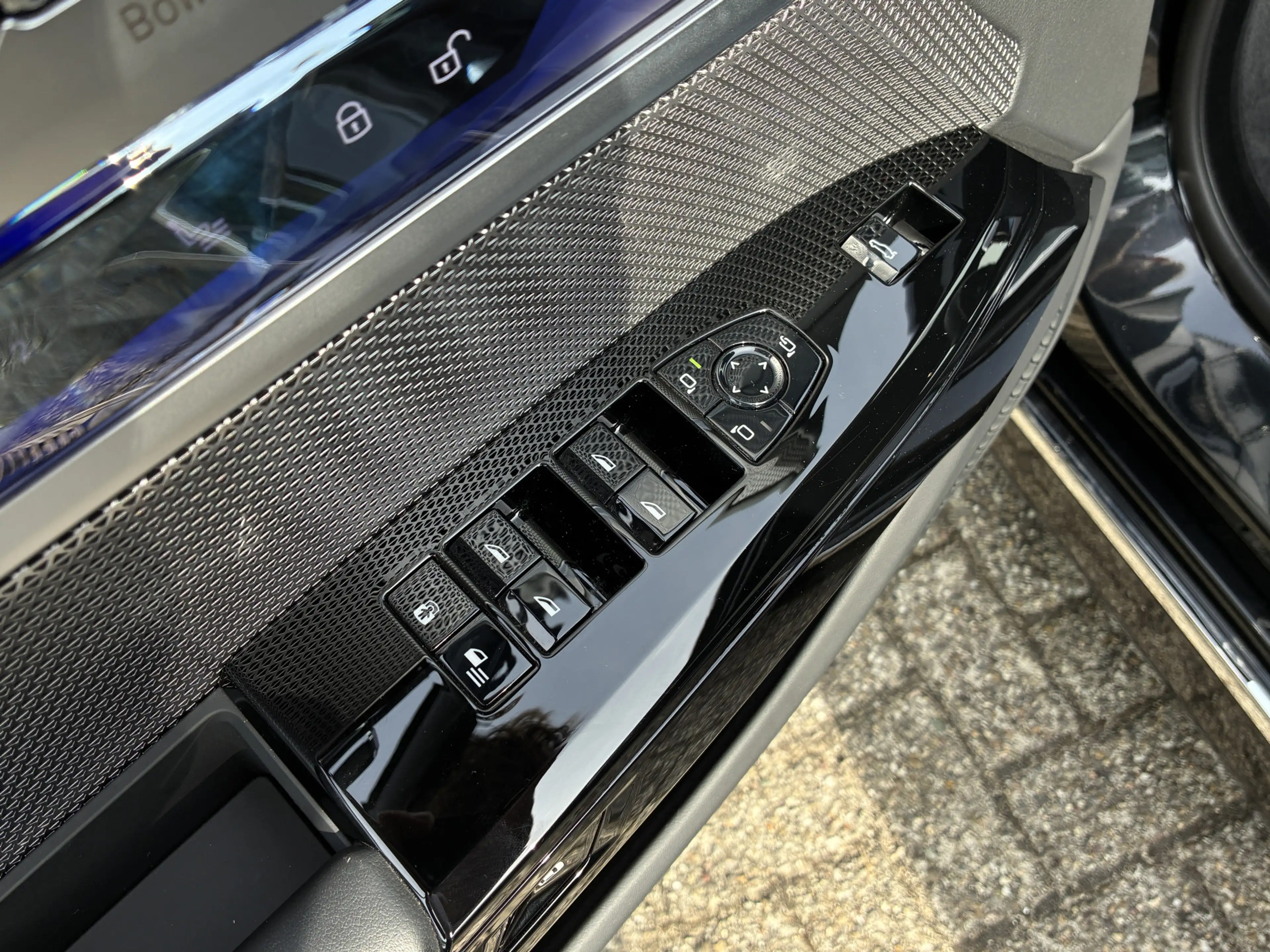 BMW i7 eDrive50 | Individual | Driv. Ass. Prof. | Act. St — photo 13
