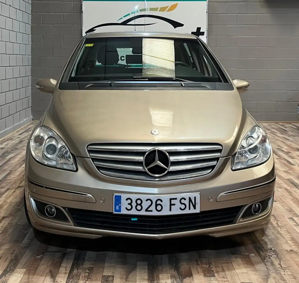 Mercedes-Benz B 180 180CDI Autotronic Geel - 2
