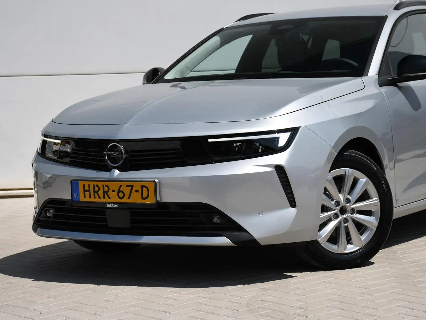 Opel Astra Sports Tourer Business Edition 1.2 Turbo 110pk PDC Grigio - 2