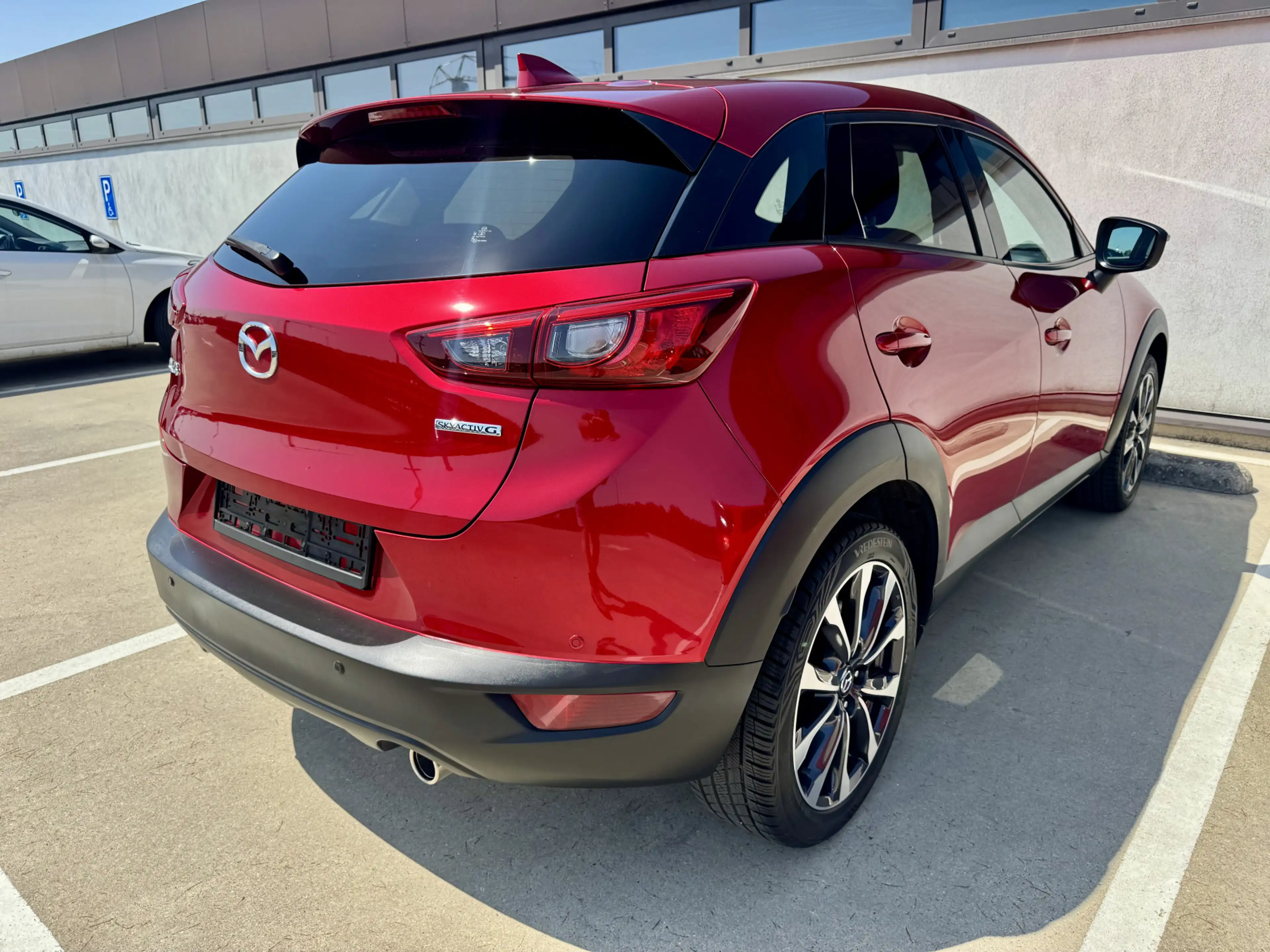 Mazda CX-3 2.0 SkyActiv-G 121 Luxury | 18"| Voll. Dealer onde — photo 8