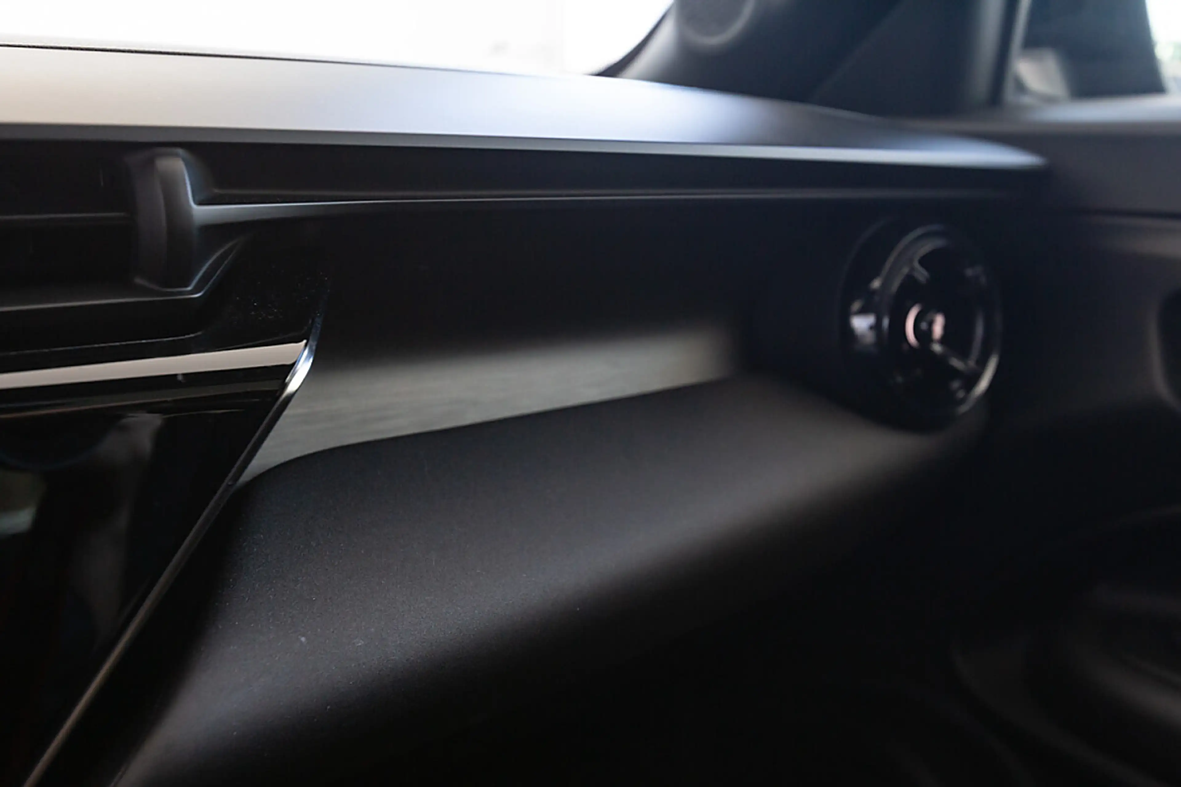 Alfa Romeo Junior 1.2 VGT Mild Hybrid Speciale — photo 11