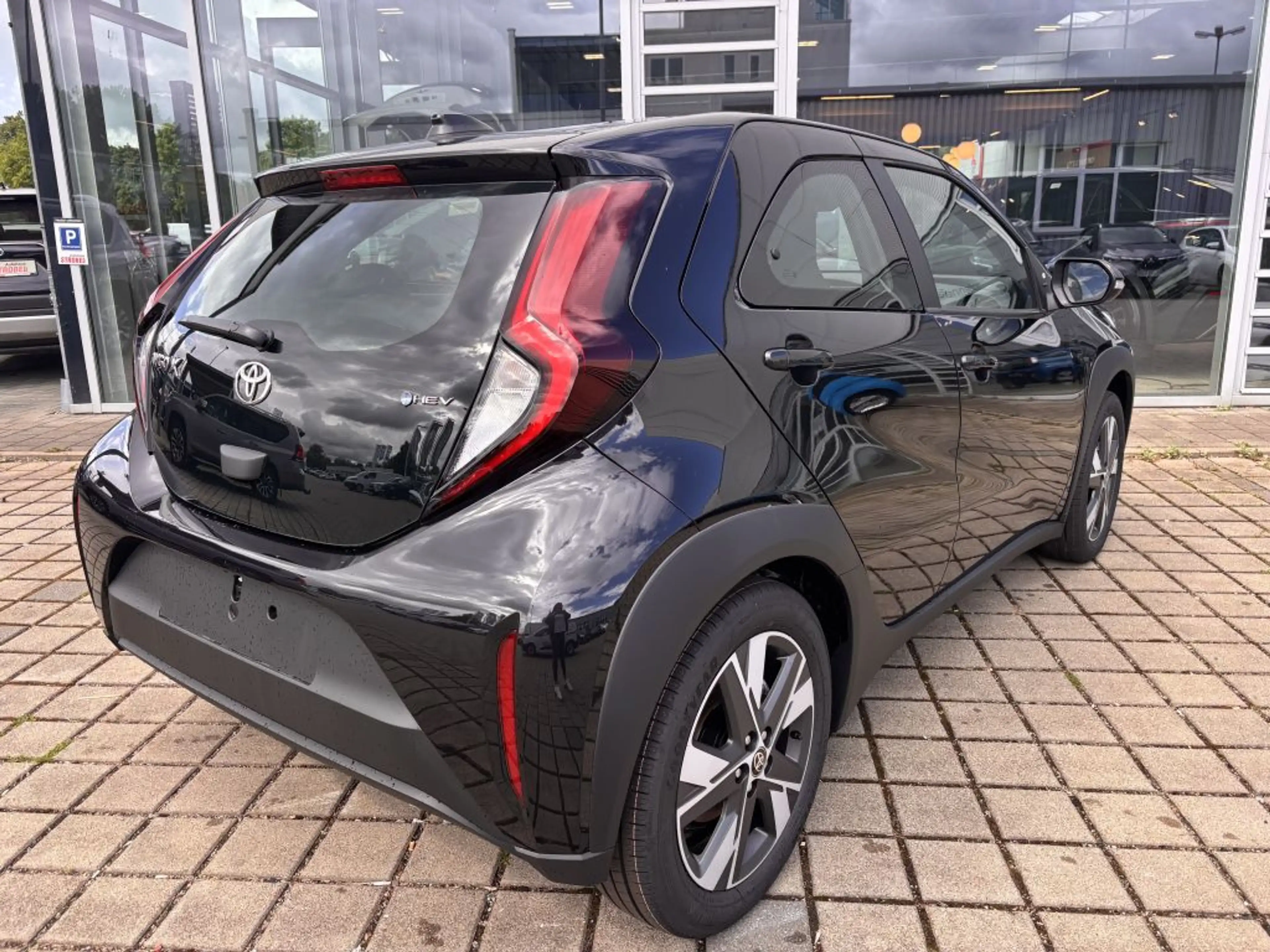 Toyota Aygo X 1,5 Hybrid Active (AB7) — photo 6