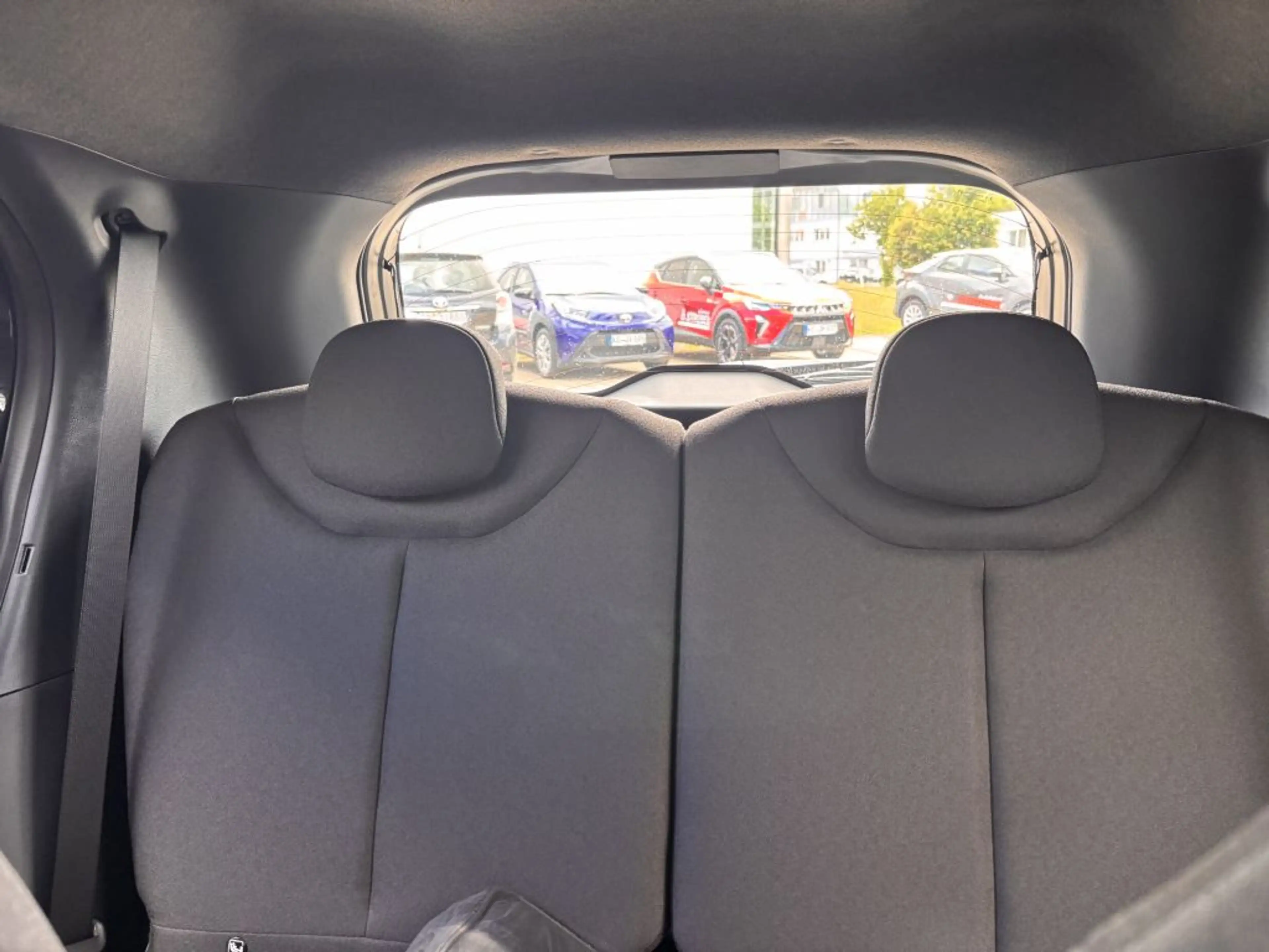 Toyota Aygo X 1,5 Hybrid Active (AB7) — photo 9