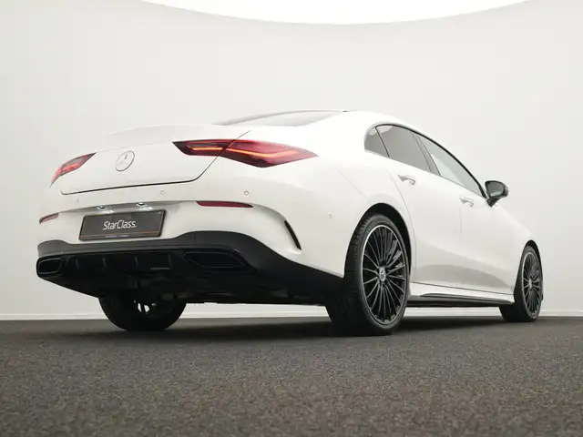 Mercedes-Benz Cla view 11