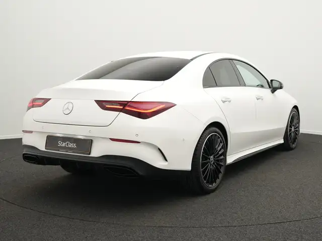 Mercedes-Benz Cla view 3
