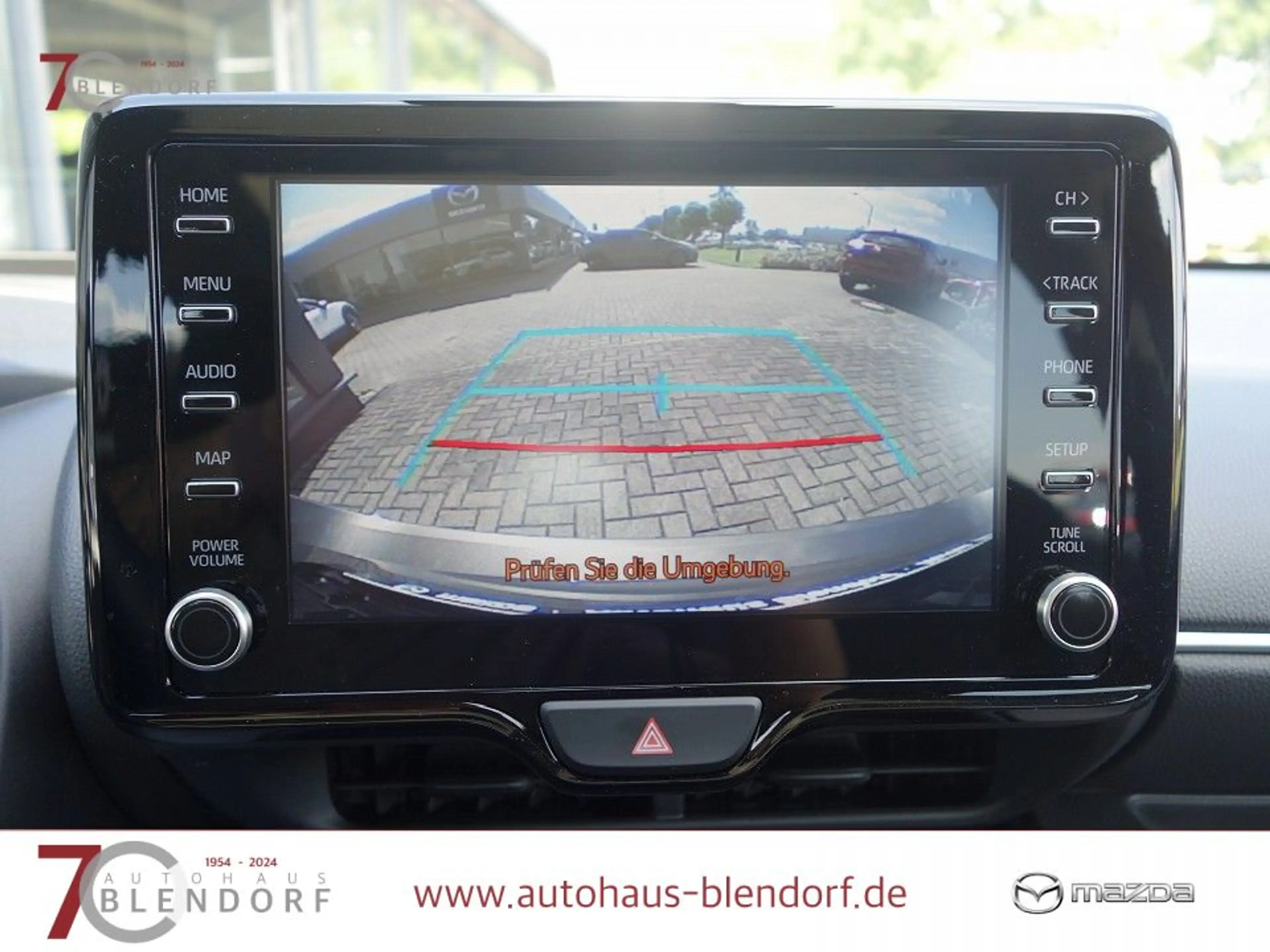 Mazda 2 Hybrid Select Panoramadach|LED|Kamera — photo 11